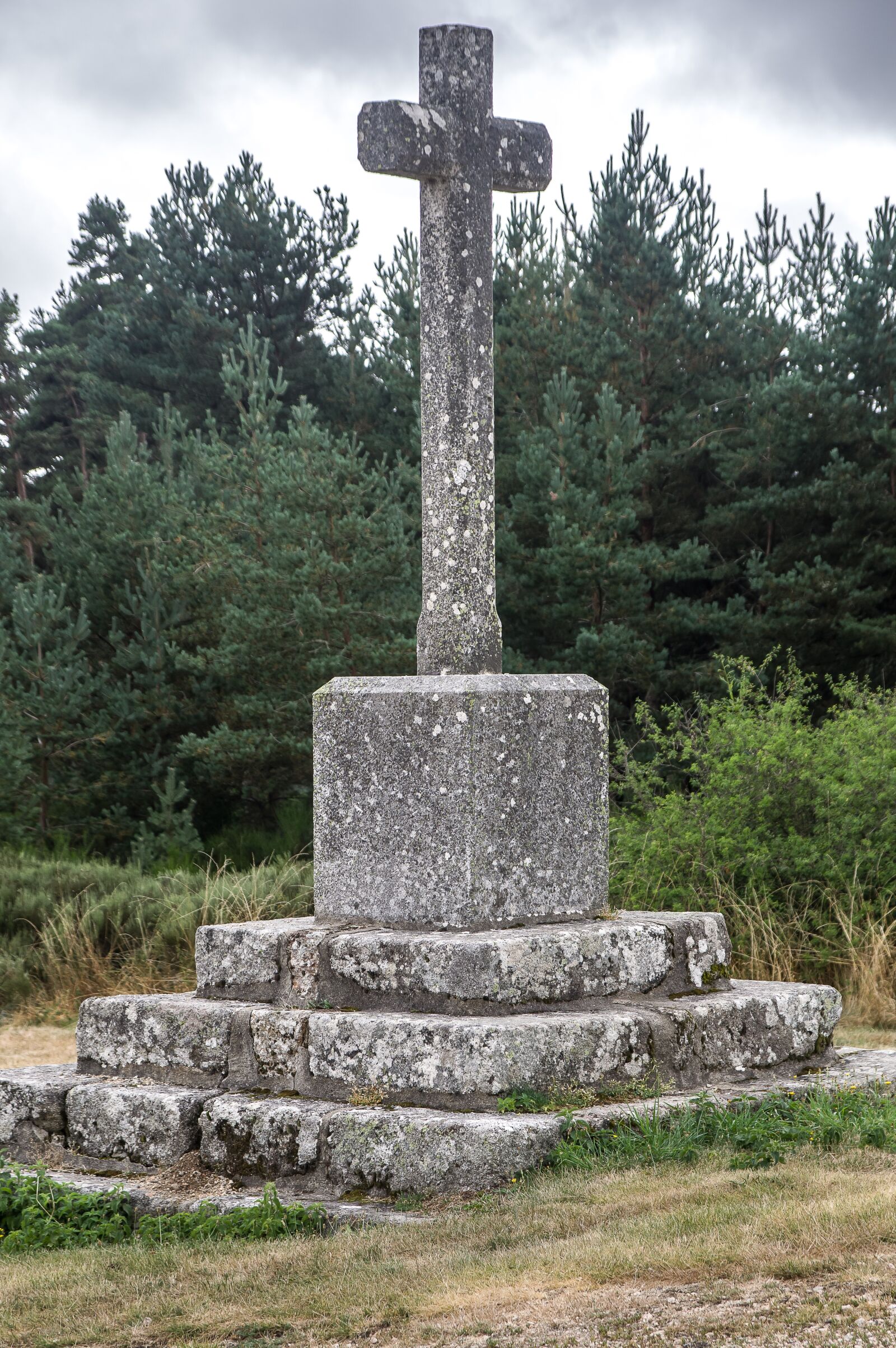 Pentax KP sample photo. Lozère, calvary, cross photography