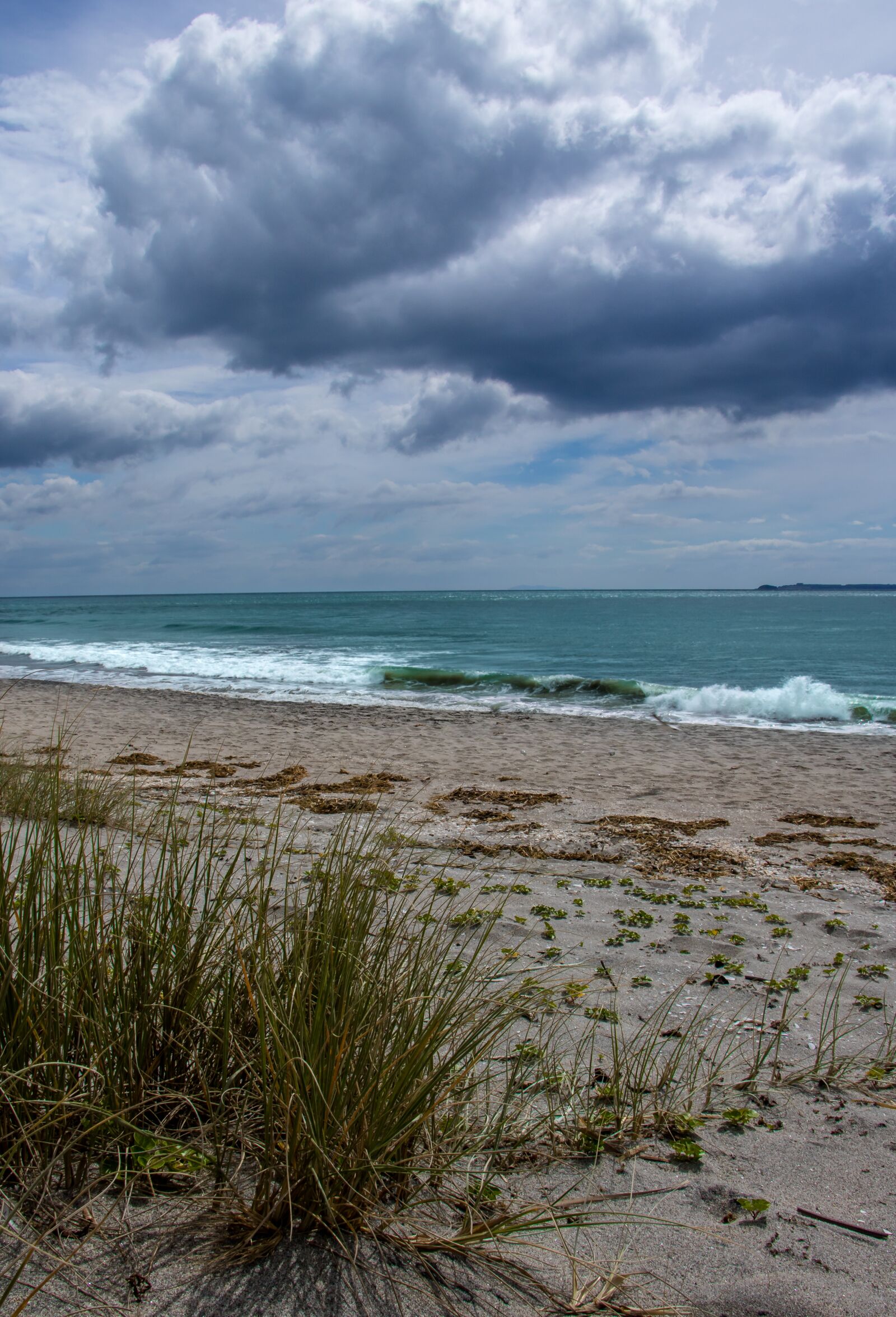 Canon EOS 760D (EOS Rebel T6s / EOS 8000D) sample photo. Pukehina beach, beach, clouds photography