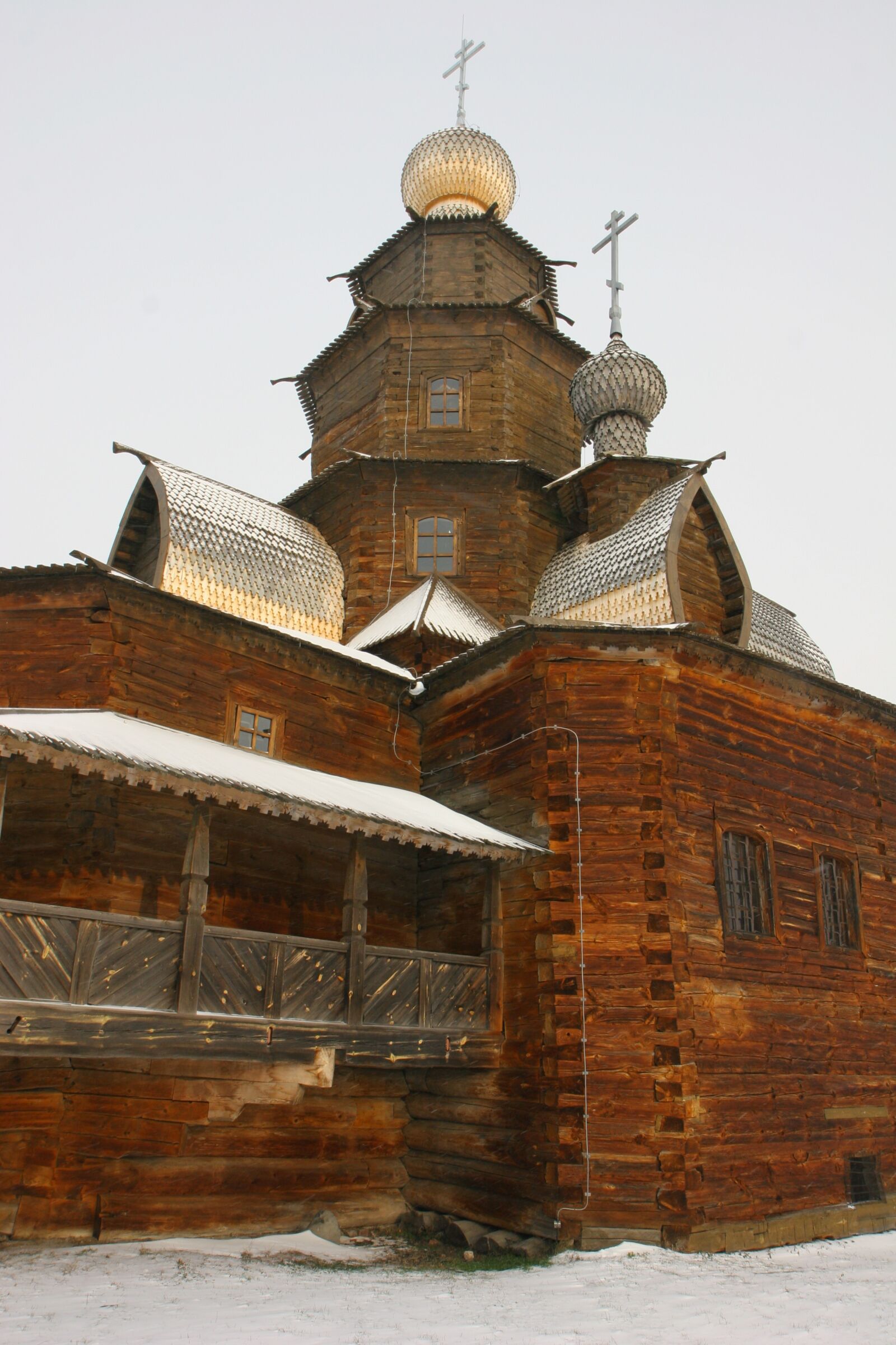 Canon EOS 20D sample photo. Suzdal, wooden architecture photography