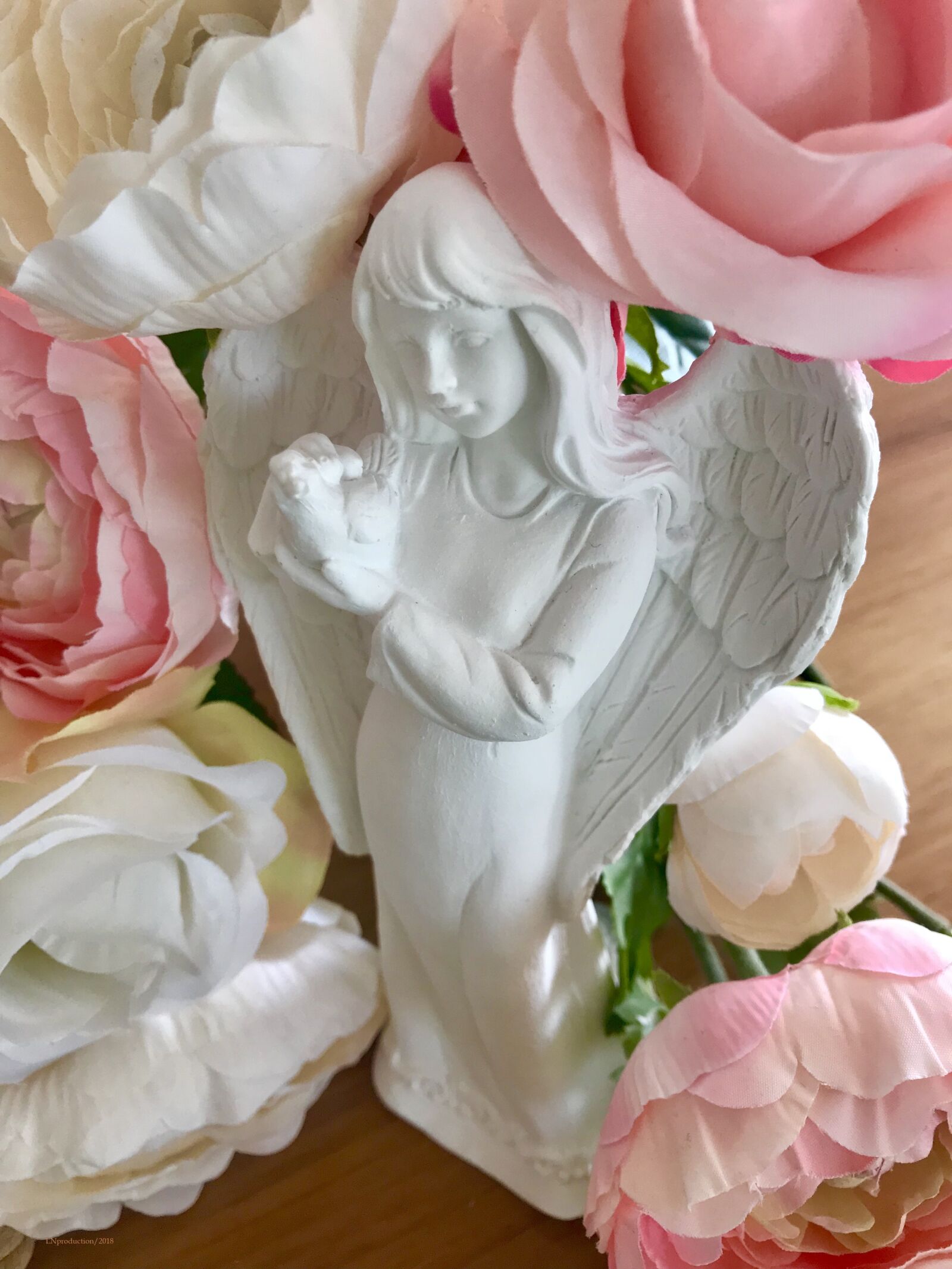 Apple iPhone 7 sample photo. Angel, hope, message photography