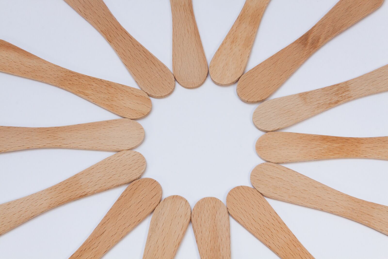Canon EF-S 17-85mm F4-5.6 IS USM sample photo. Popsicle stick, star, wood photography