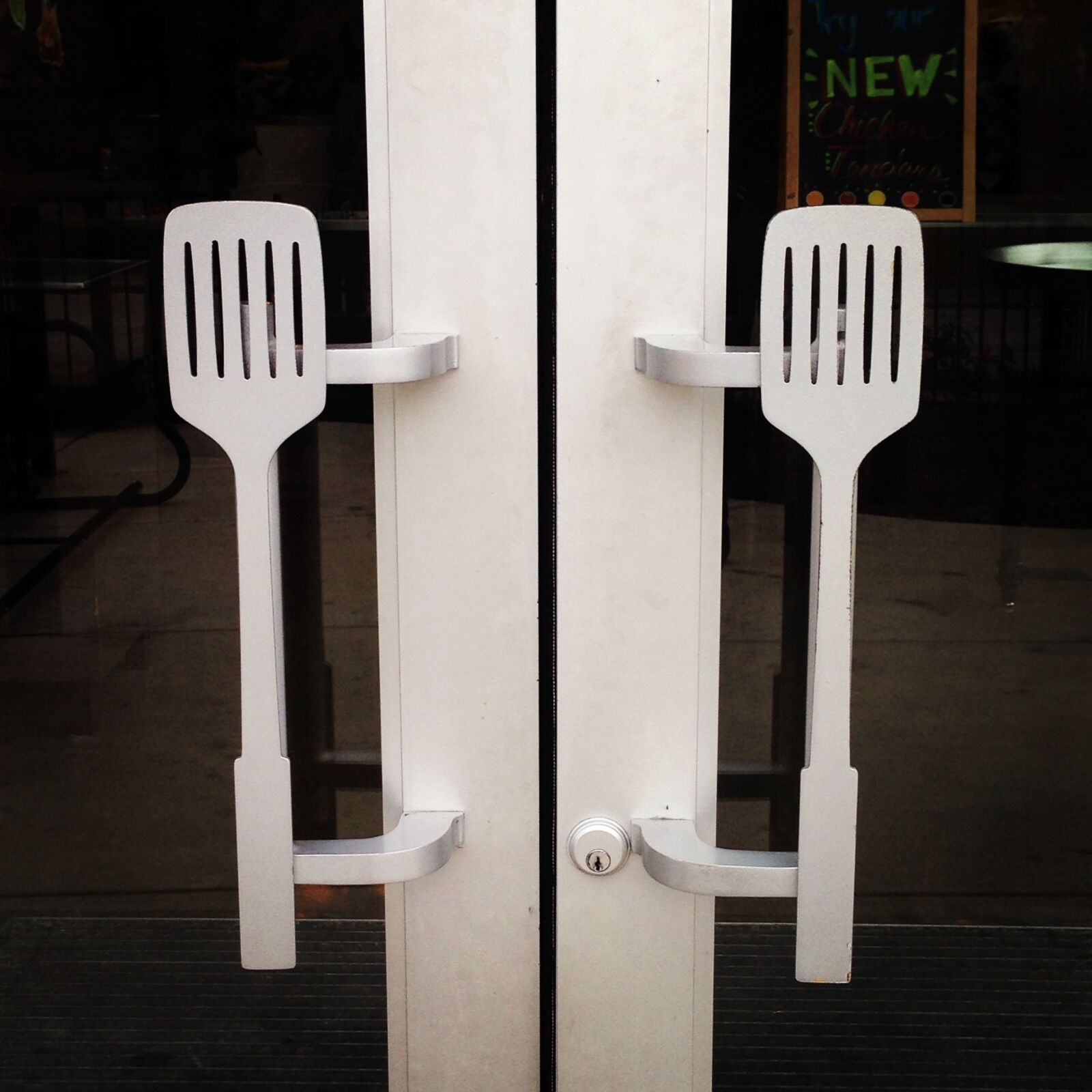 iPhone 5 back camera 4.12mm f/2.4 sample photo. Door, decoration, design photography
