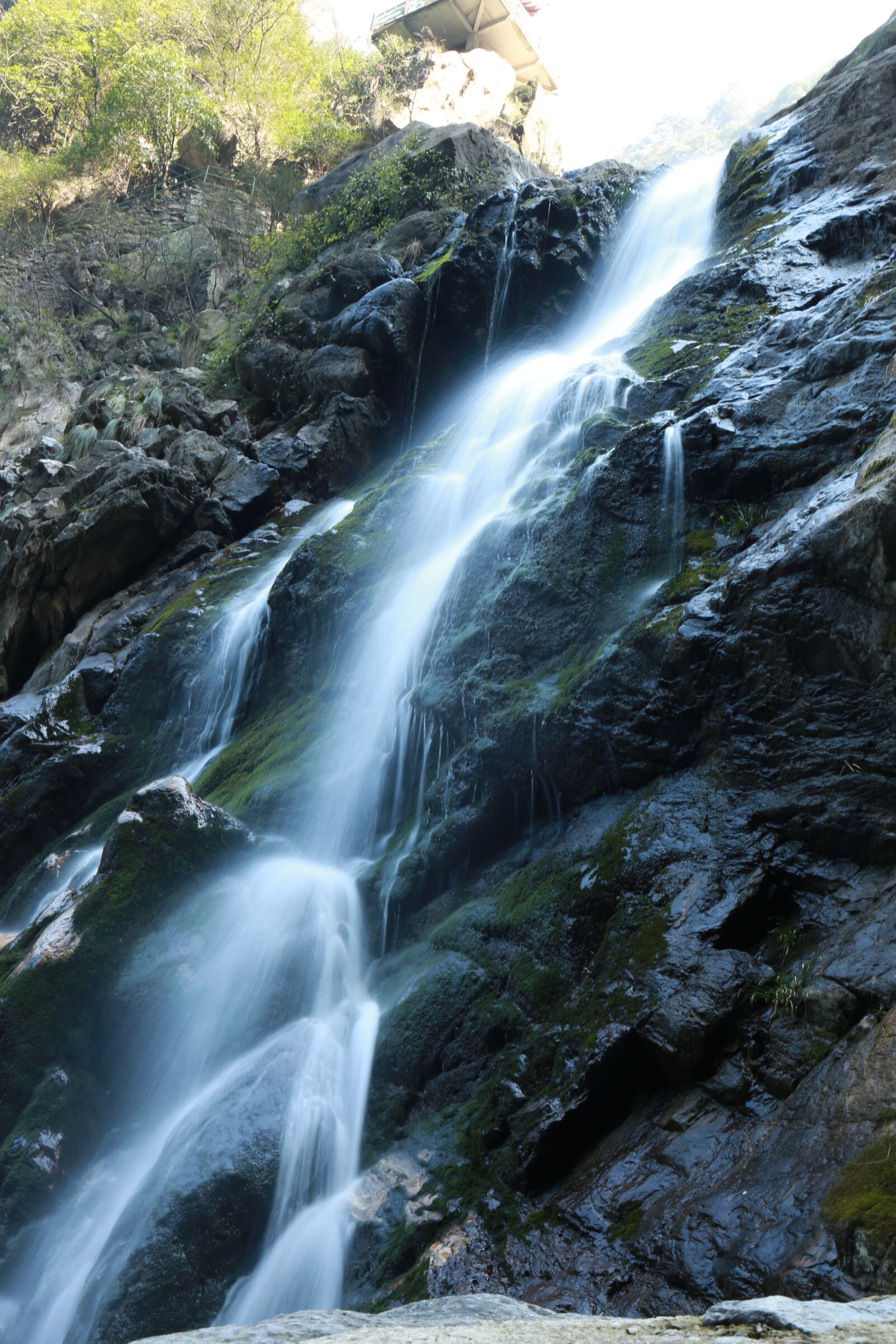 Canon EOS 6D + Canon EF 24-70mm F4L IS USM sample photo. Lushan, fly flow straight photography