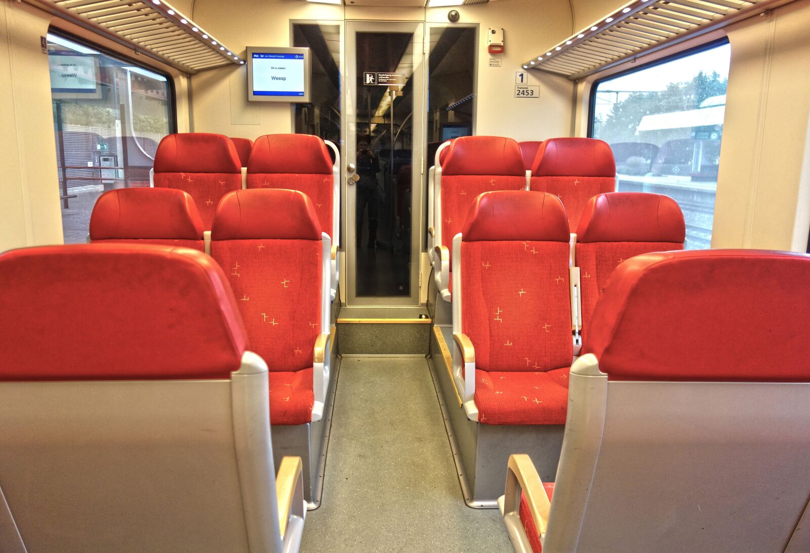 Sony Cyber-shot DSC-RX100 sample photo. Railway, transport, public transport photography