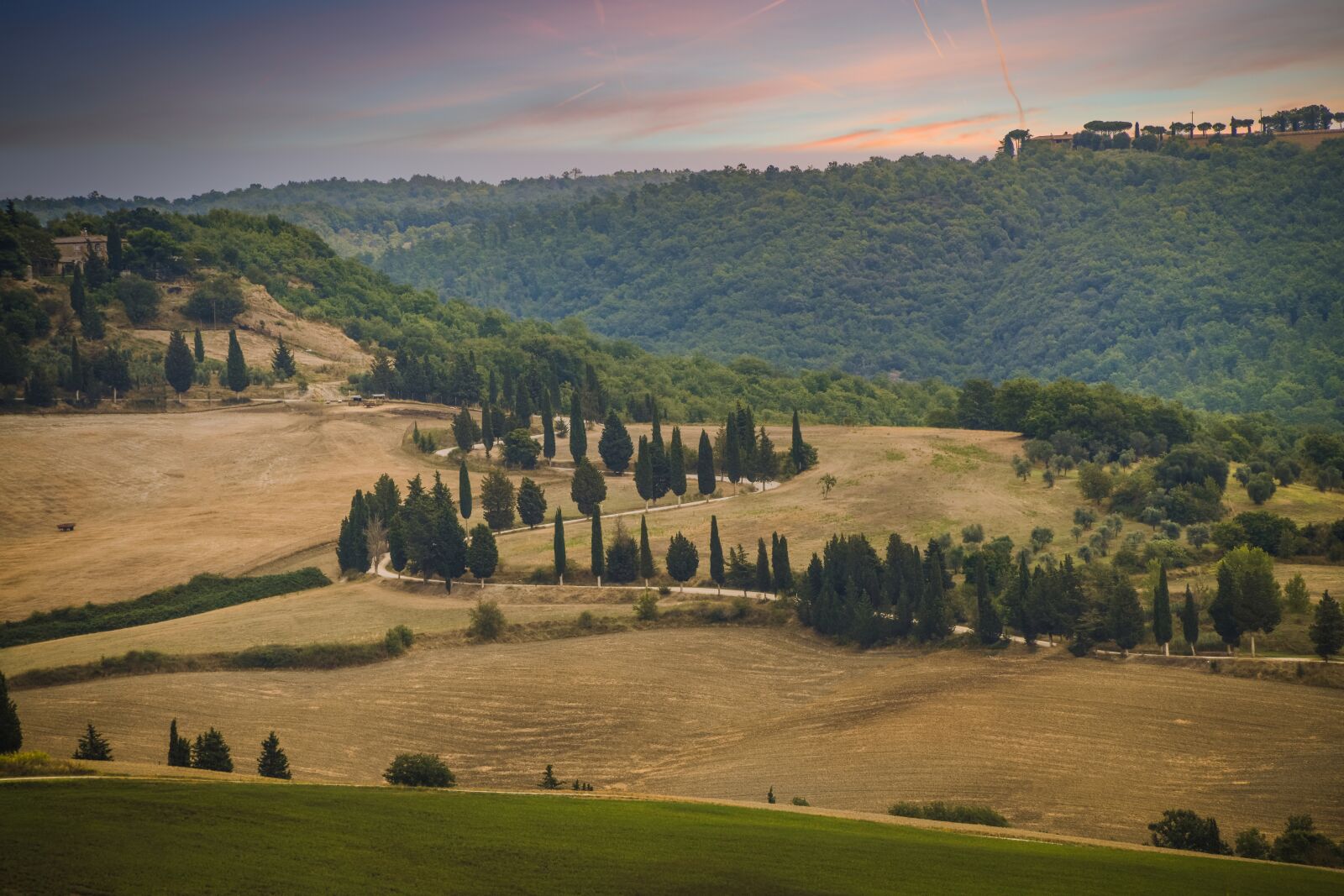 Tamron 28-300mm F3.5-6.3 Di VC PZD sample photo. Landscape, tuscany, italy photography