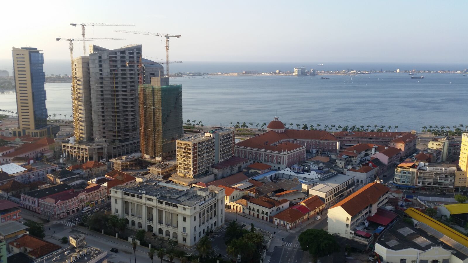 Samsung Galaxy S5 sample photo. Angola, luanda, africa photography