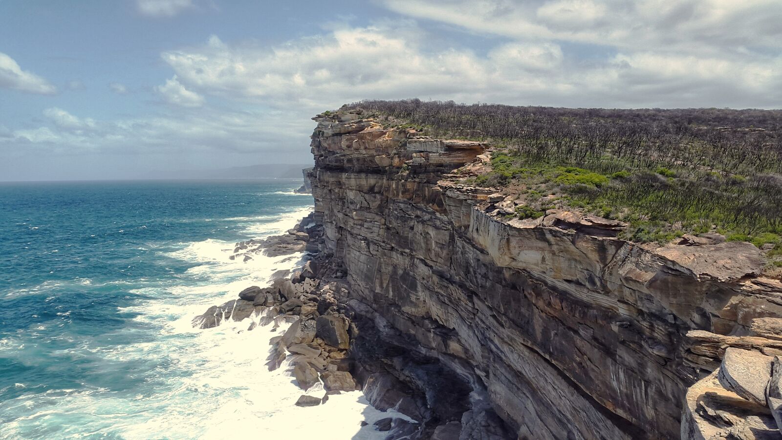 Samsung Galaxy Alpha sample photo. Coast, ocean, cliffs photography