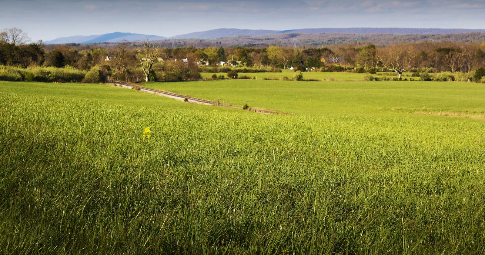 Canon EOS 600D (Rebel EOS T3i / EOS Kiss X5) sample photo. Shenandoah valley, virginia, countryside photography