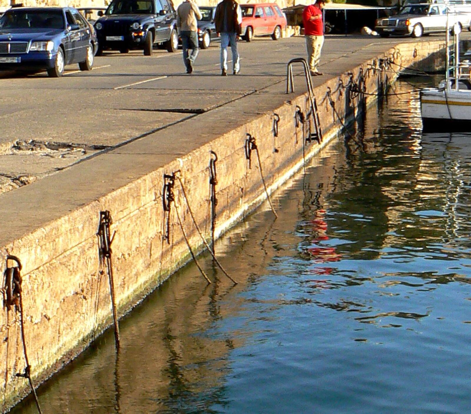 Panasonic DMC-FZ7 sample photo. Byblos, one, oldest, continuously photography
