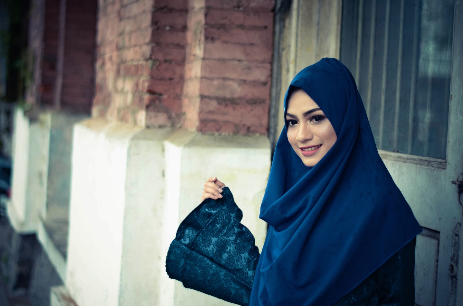 Nikon D5100 sample photo. Girl, indonesian, green photography