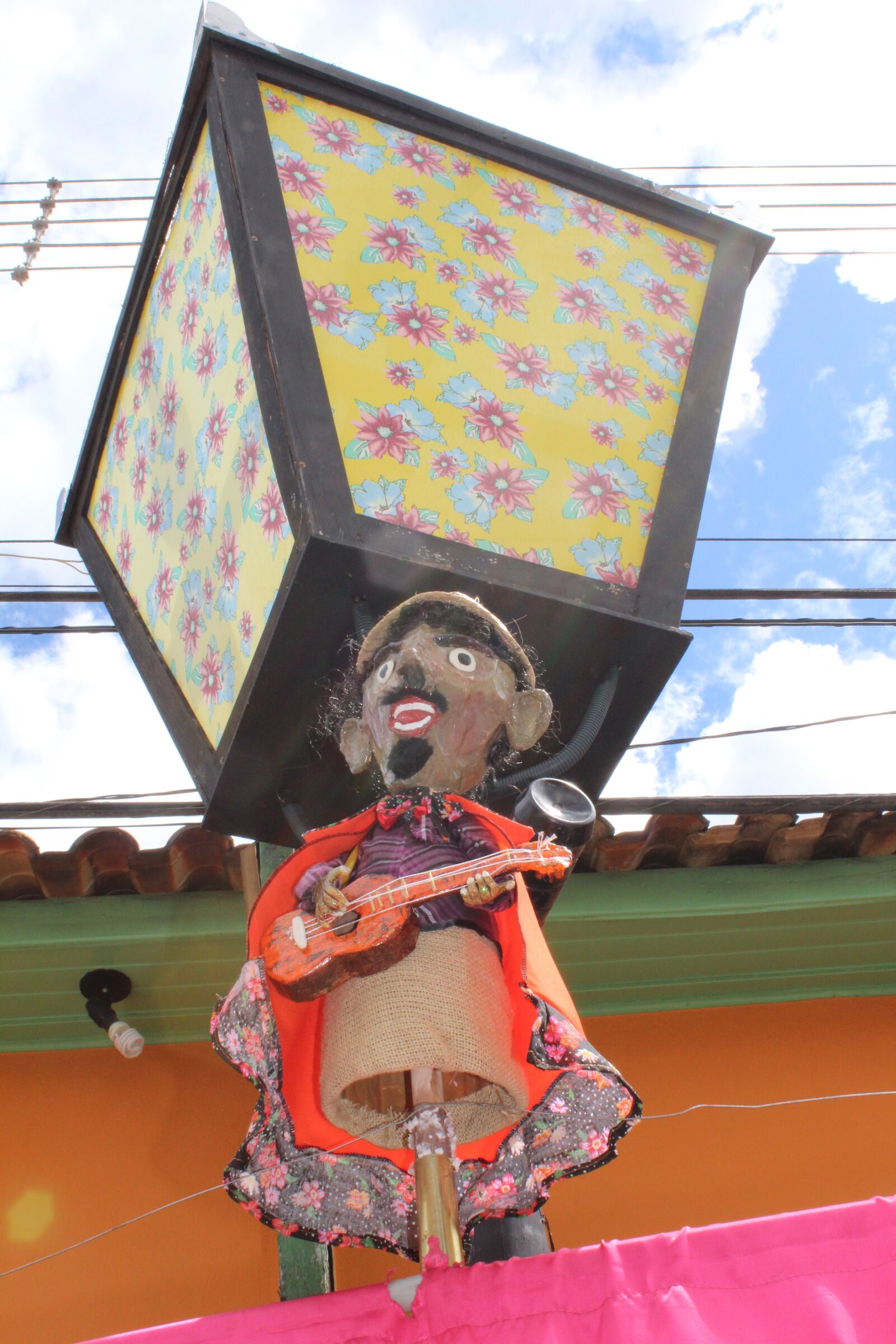 Canon EOS 1200D (EOS Rebel T5 / EOS Kiss X70 / EOS Hi) sample photo. Lighting, crafts, carnival photography
