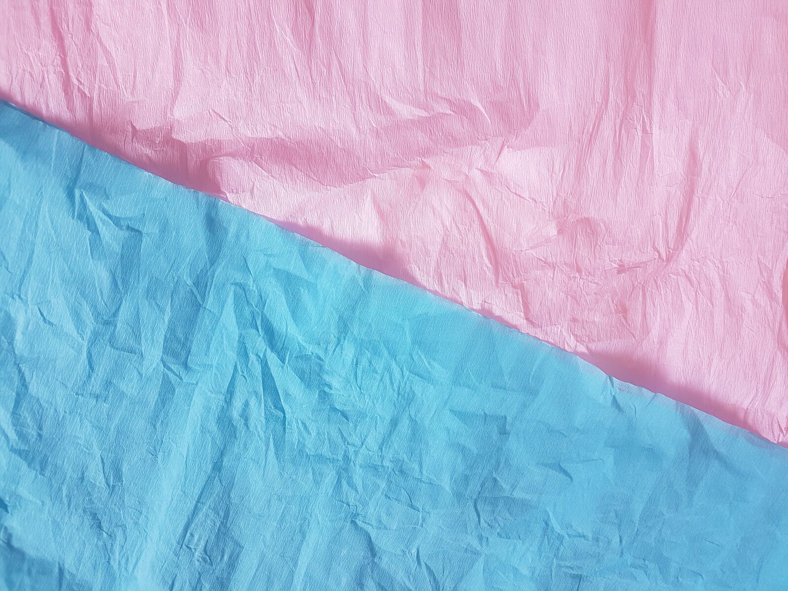 Samsung Galaxy S7 Edge sample photo. Pink, blue, paper photography