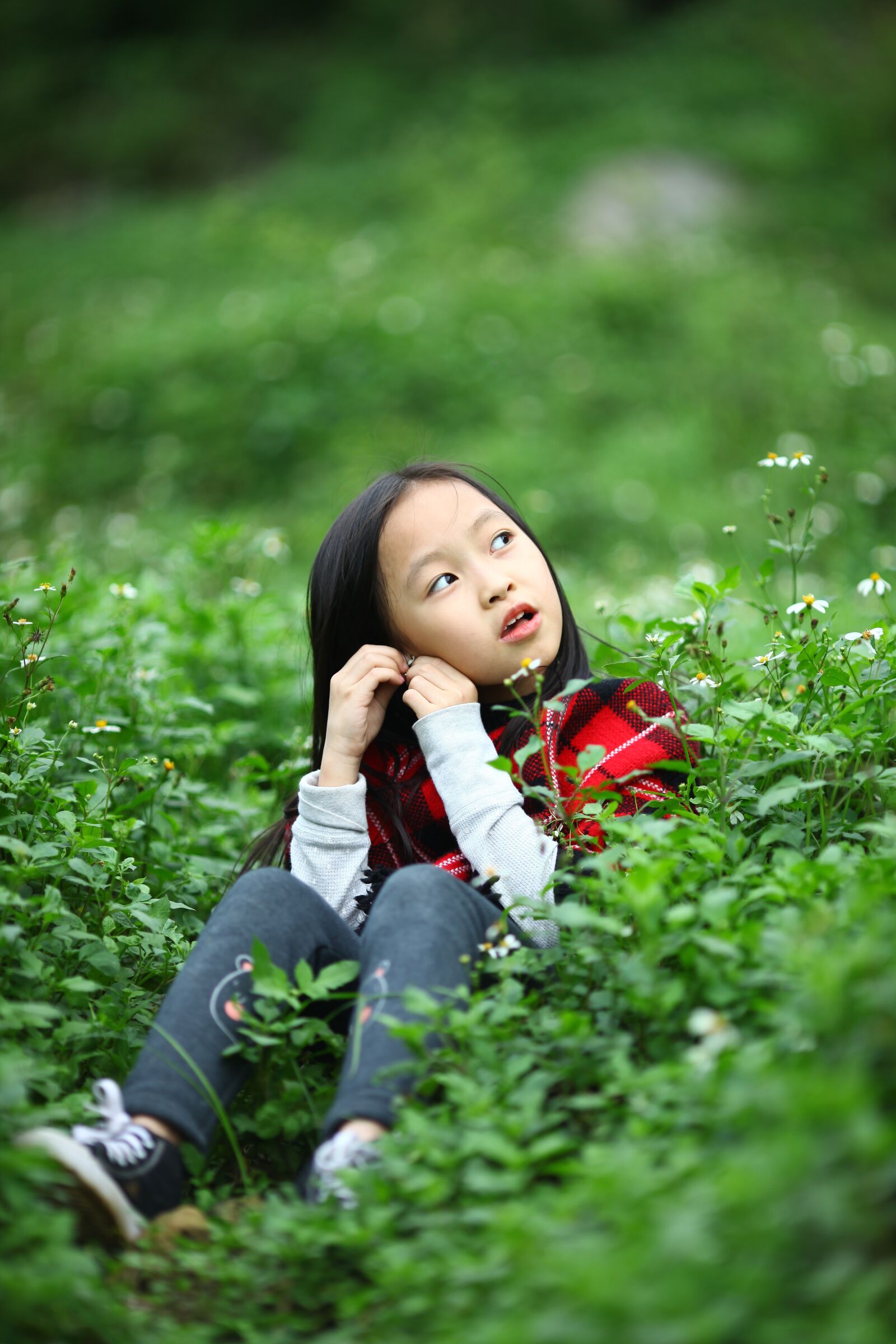 Canon EOS 5D Mark II + Canon EF 135mm F2L USM sample photo. Cute, portrait, girl photography