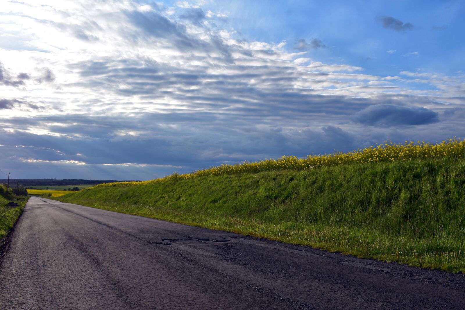 Nikon D3400 sample photo. Way, village, landscape photography