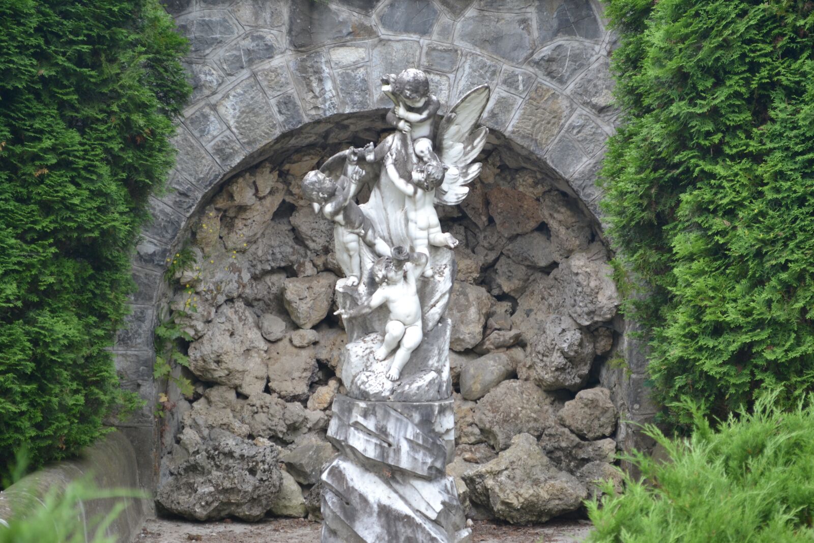 Nikon D3100 sample photo. Vechie, supplies, statue photography