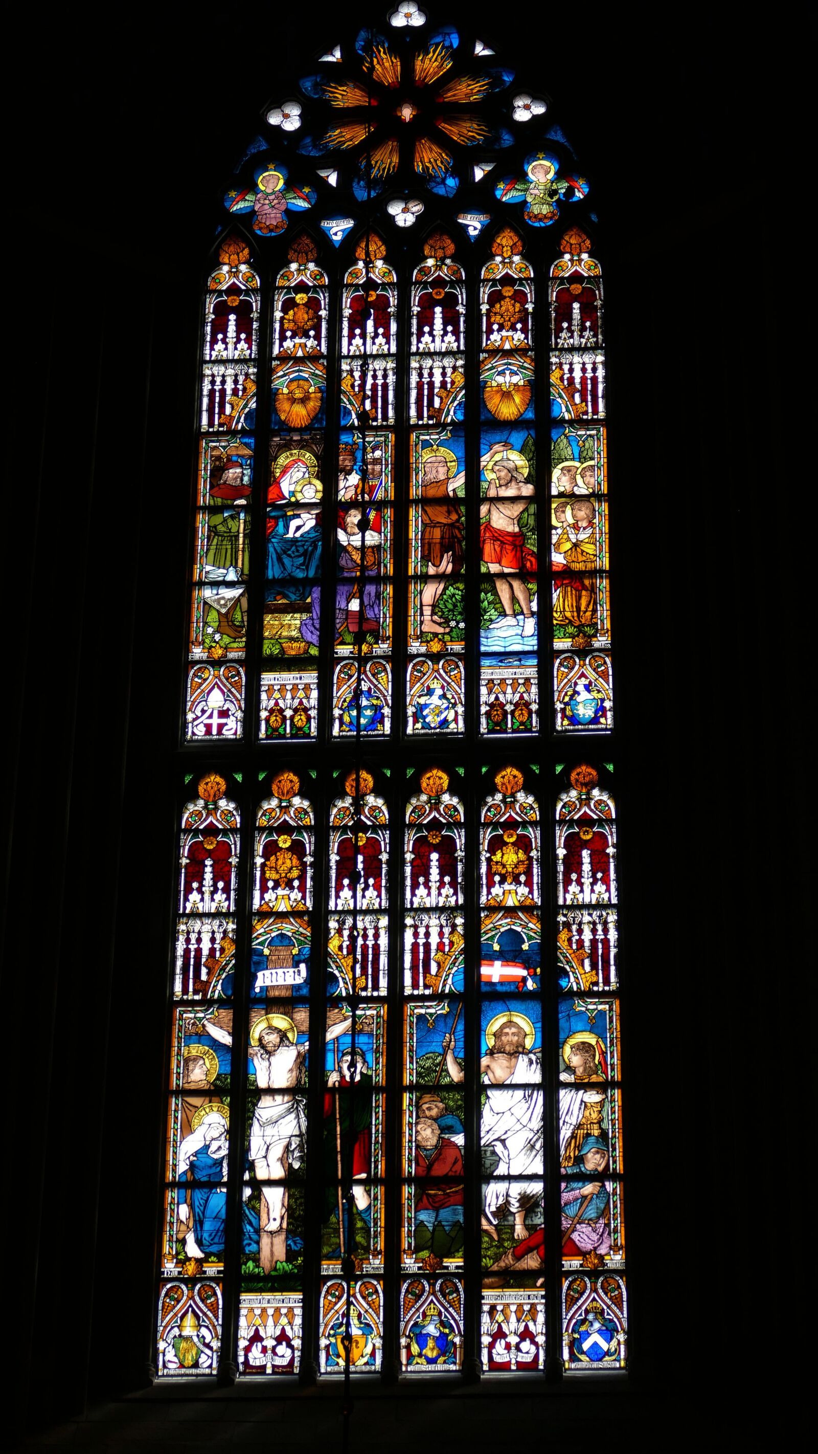 Panasonic Lumix DMC-FZ1000 sample photo. Window, church window, church photography