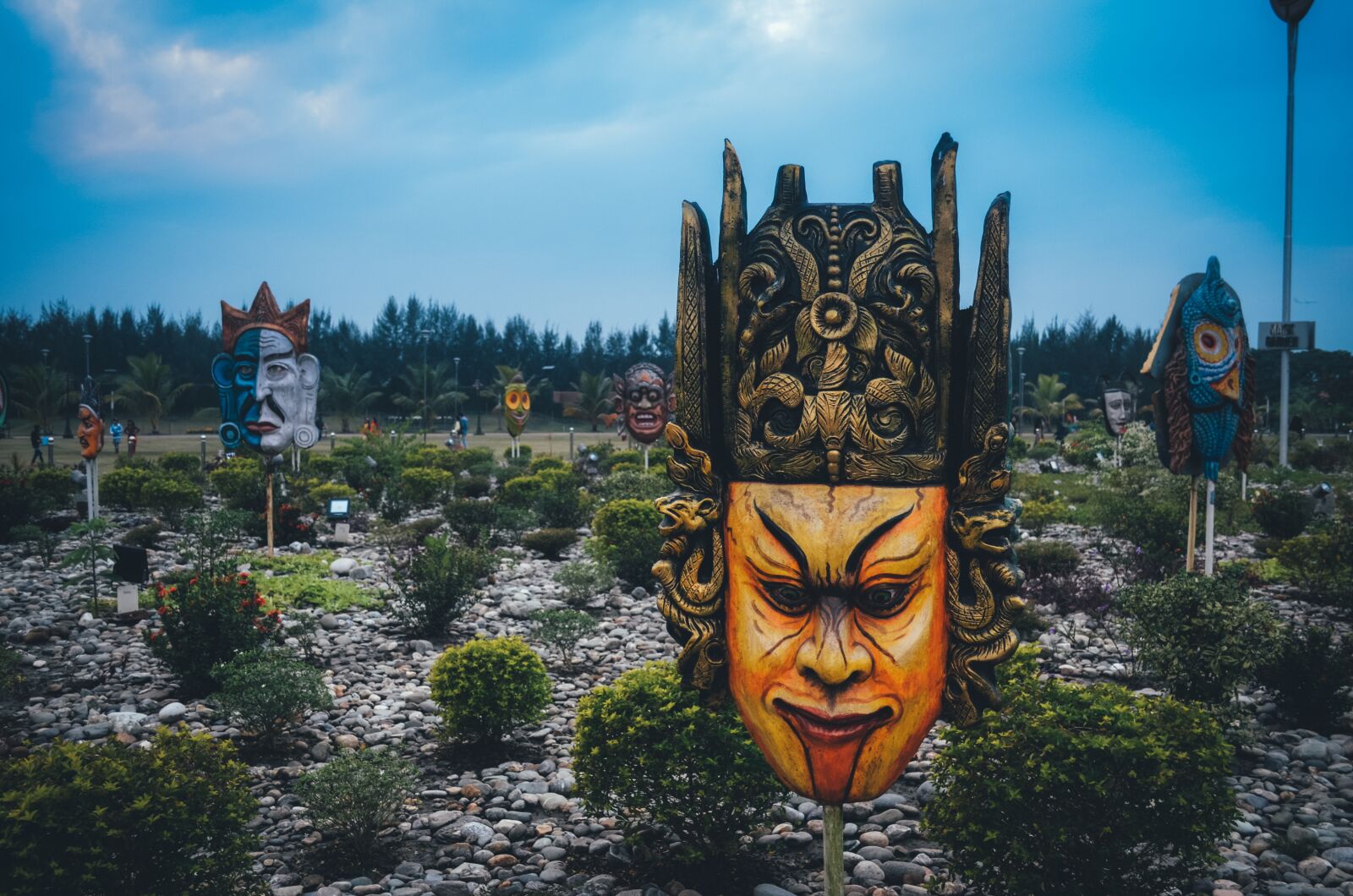 Nikon D5100 sample photo. Mask, garden, sky photography