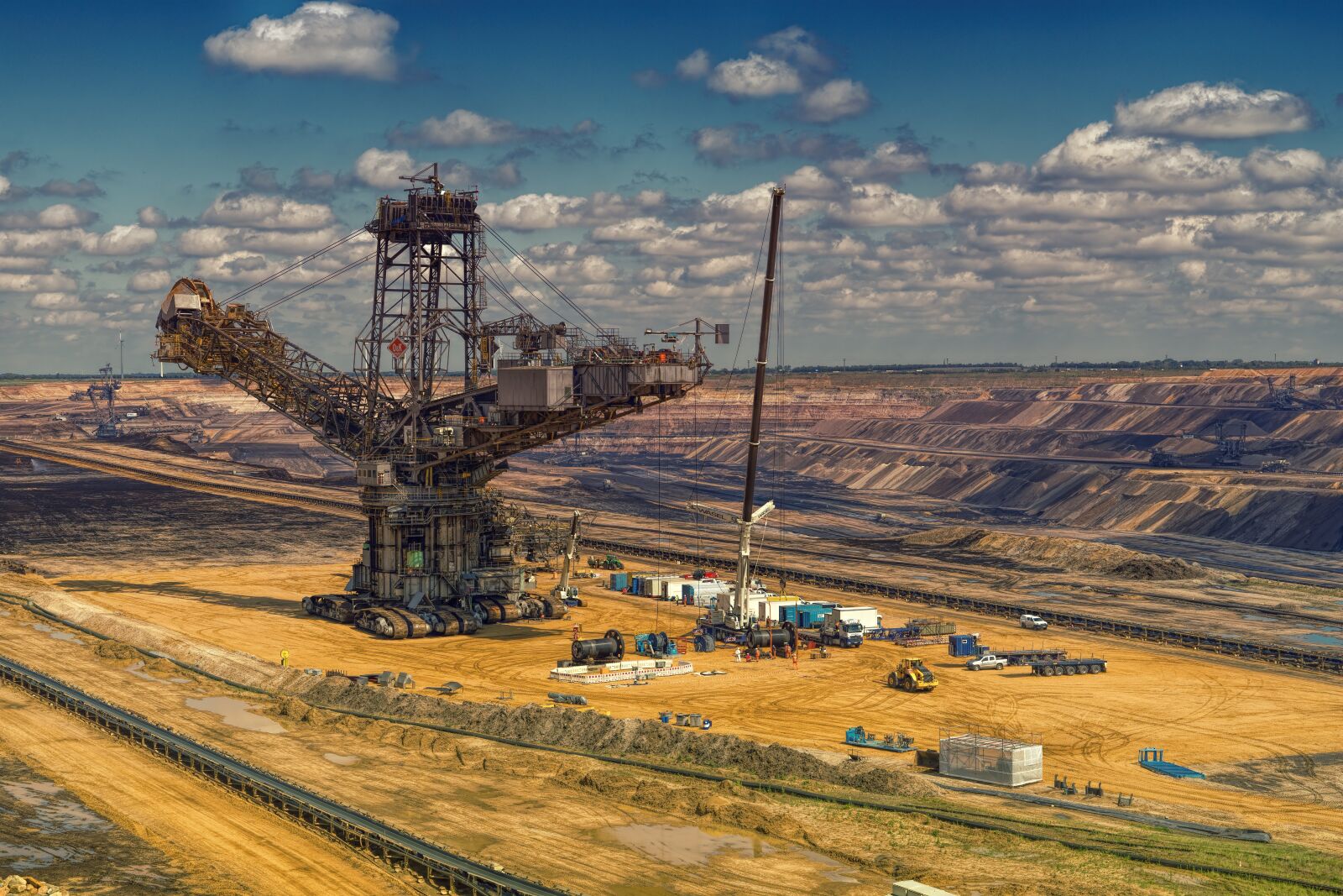 Sony a7 II + Sony FE 24-240mm F3.5-6.3 OSS sample photo. Brown coal, open pit photography