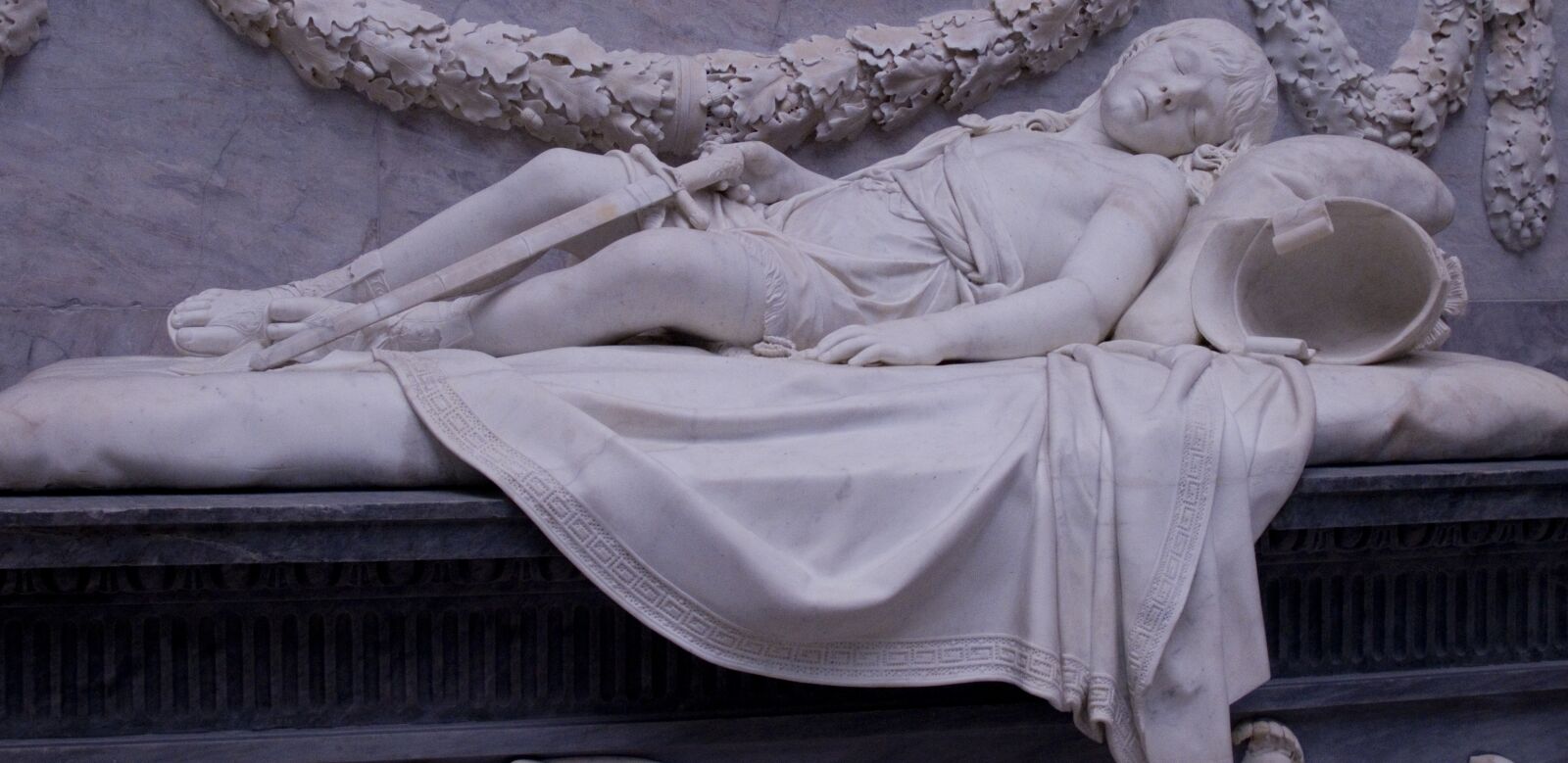 Nikon D300 sample photo. Statue, angel, white photography