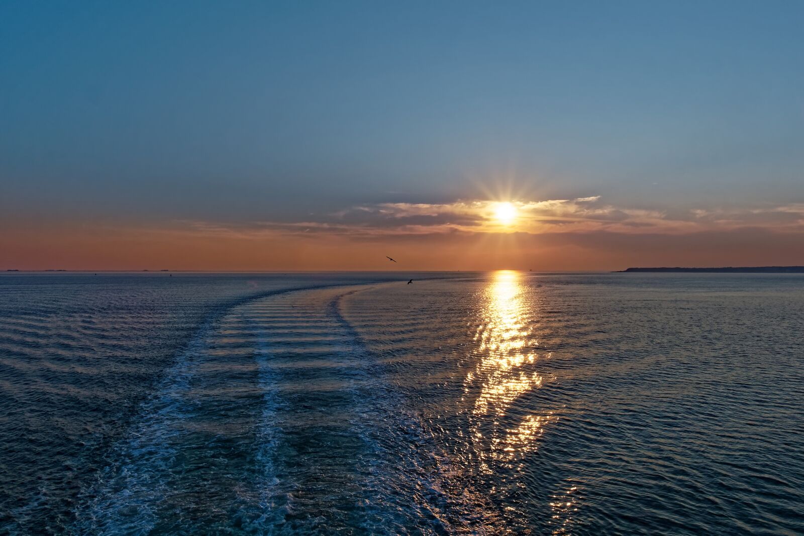 Olympus OM-D E-M5 II + Olympus M.Zuiko Digital ED 12-40mm F2.8 Pro sample photo. Sunset, f hr, north photography