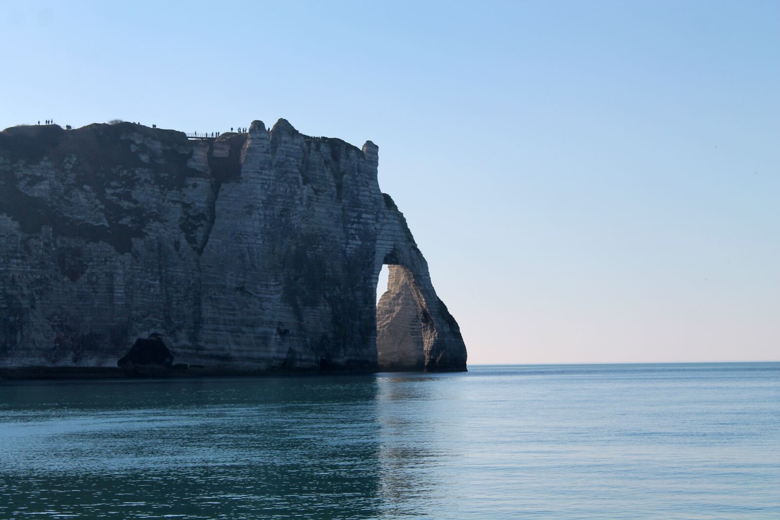 Canon EOS 1100D (EOS Rebel T3 / EOS Kiss X50) sample photo. Etretat, breakthrough rock, sea photography