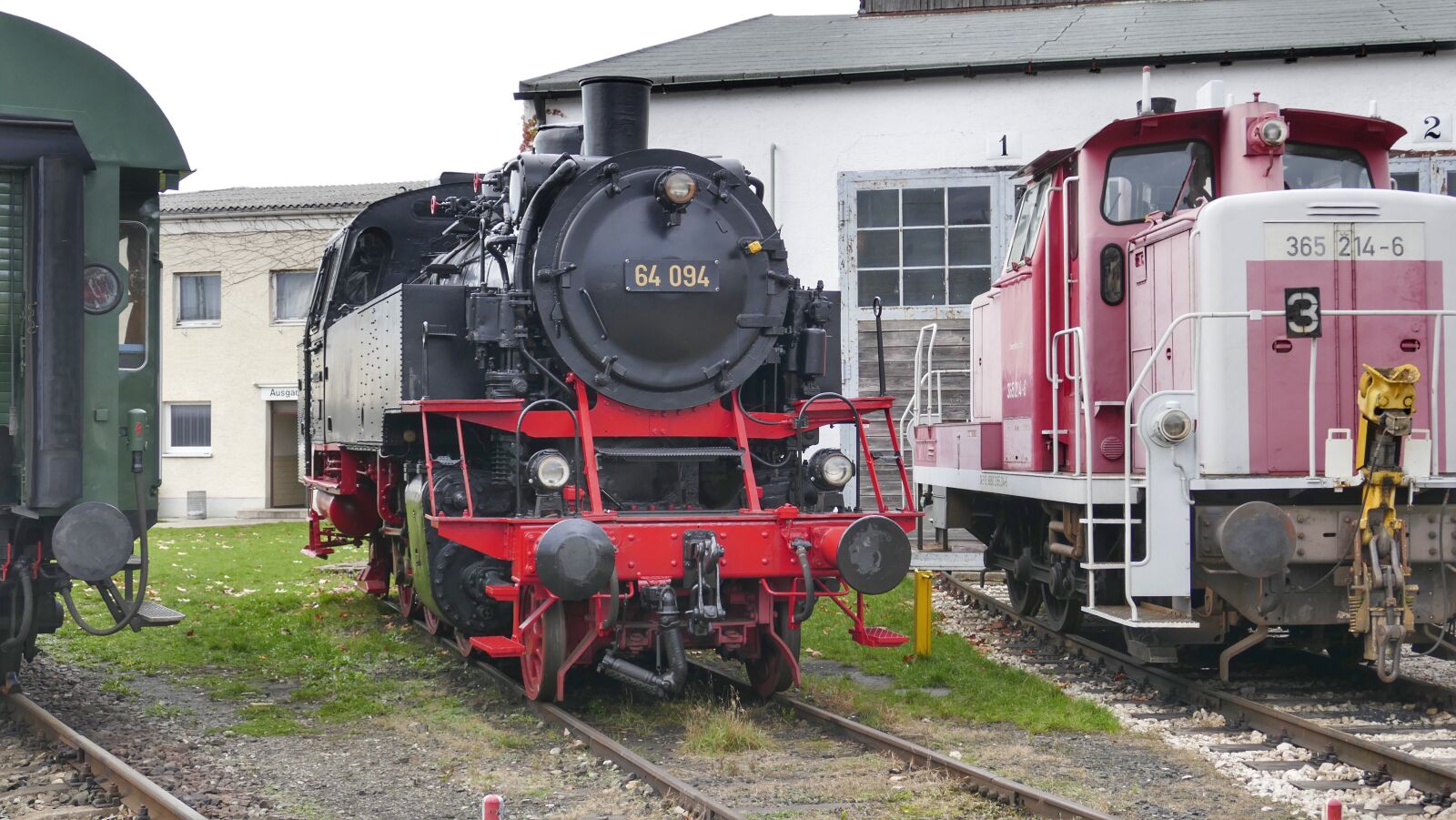 Panasonic Lumix DMC-FZ1000 sample photo. Steam locomotive, train, railway photography
