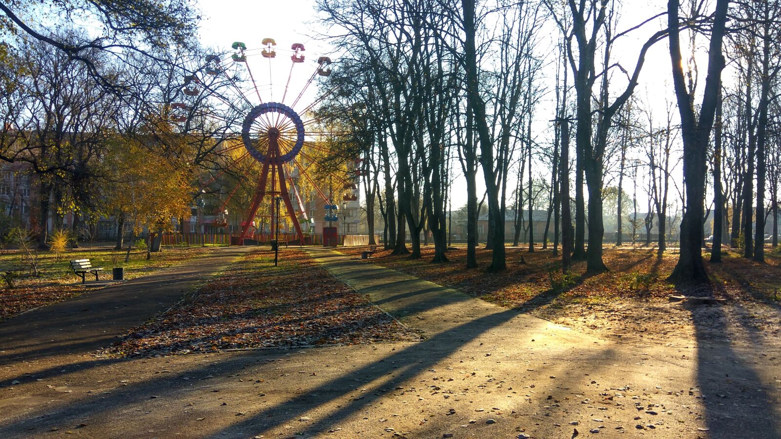 Xiaomi Redmi Note3 sample photo. Wheel, amusement, swing photography