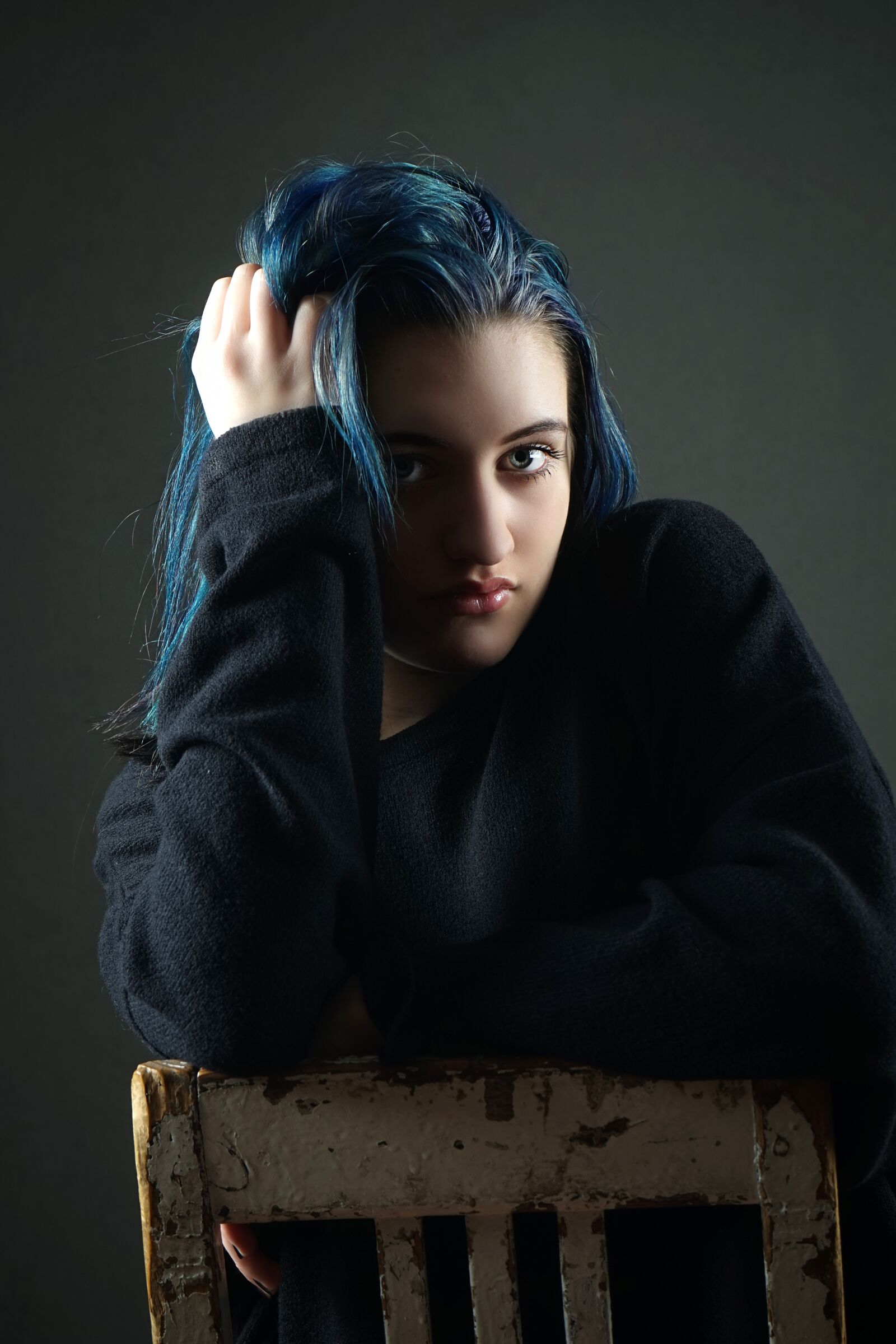 Sony a7 + Sony FE 28-70mm F3.5-5.6 OSS sample photo. Blue hair, pretty, pretty photography