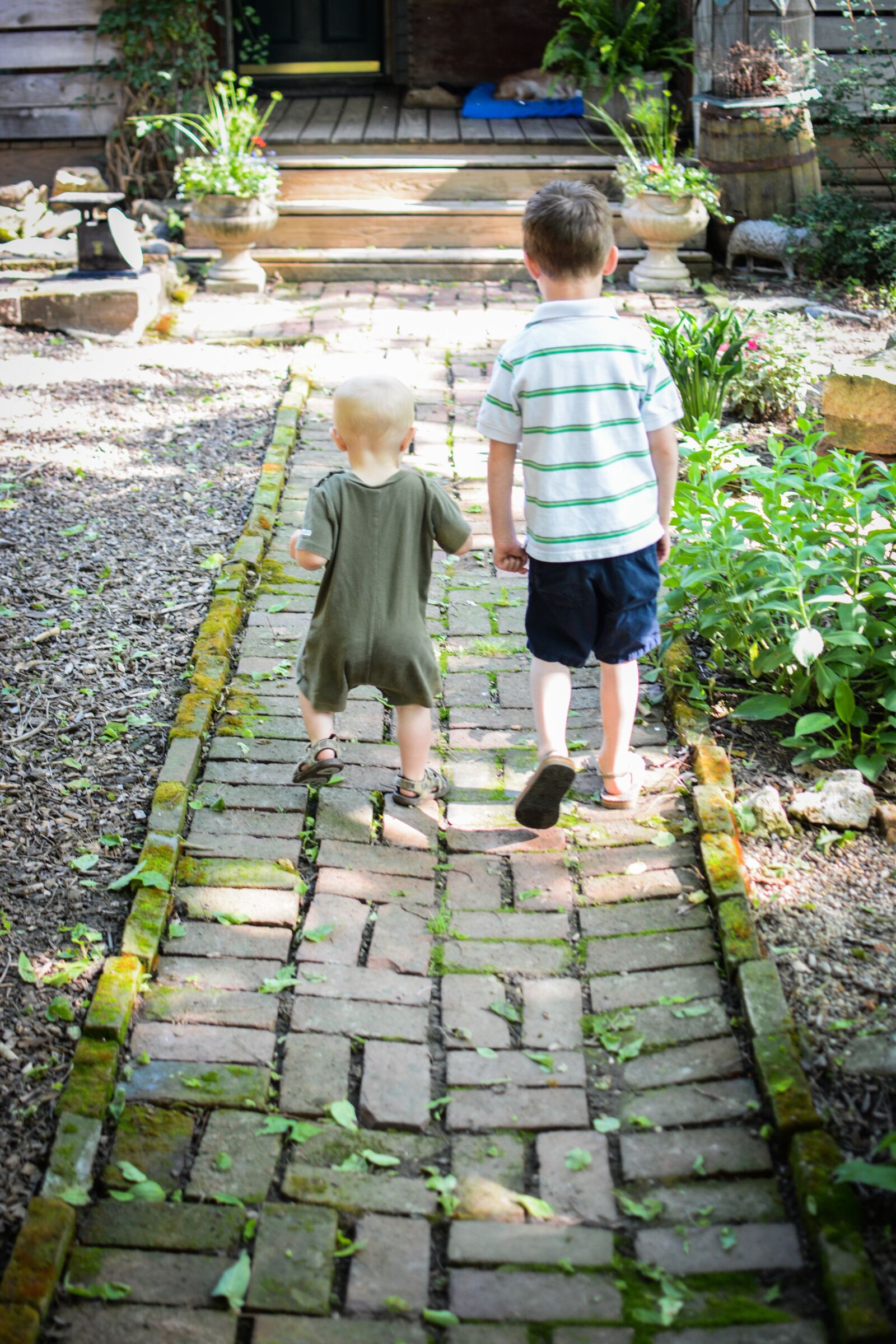 Nikon D7100 sample photo. Boys, walking, brothers photography