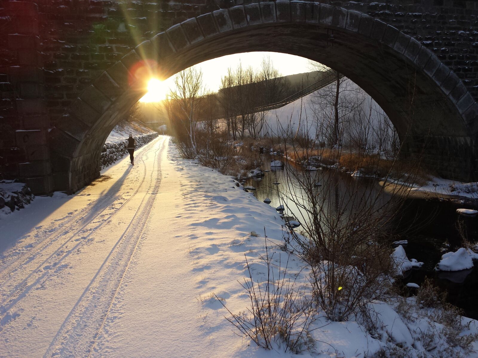 Samsung Galaxy S4 sample photo. Winter, snow, sun photography