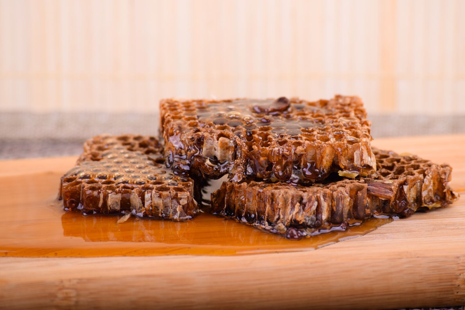 Nikon D3300 sample photo. Honey, honeycomb, food photography