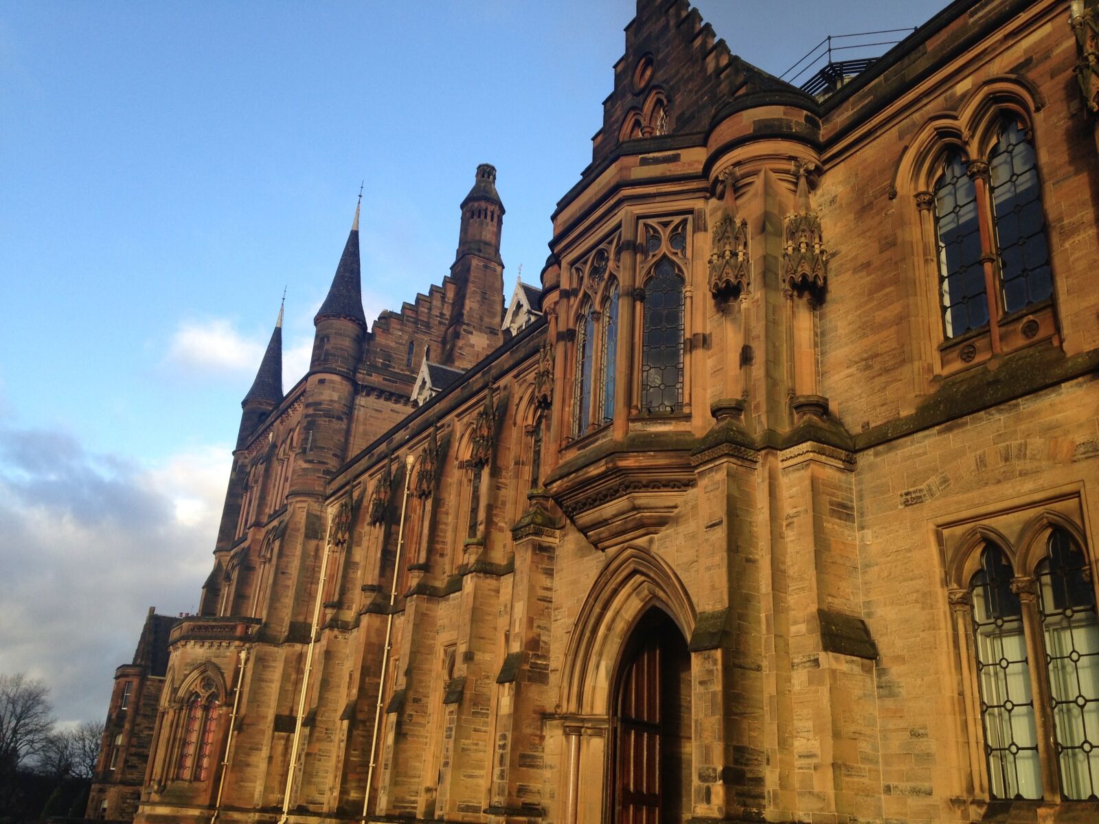 iPhone 5c back camera 4.12mm f/2.4 sample photo. Architecture, building, europe, glasgow photography