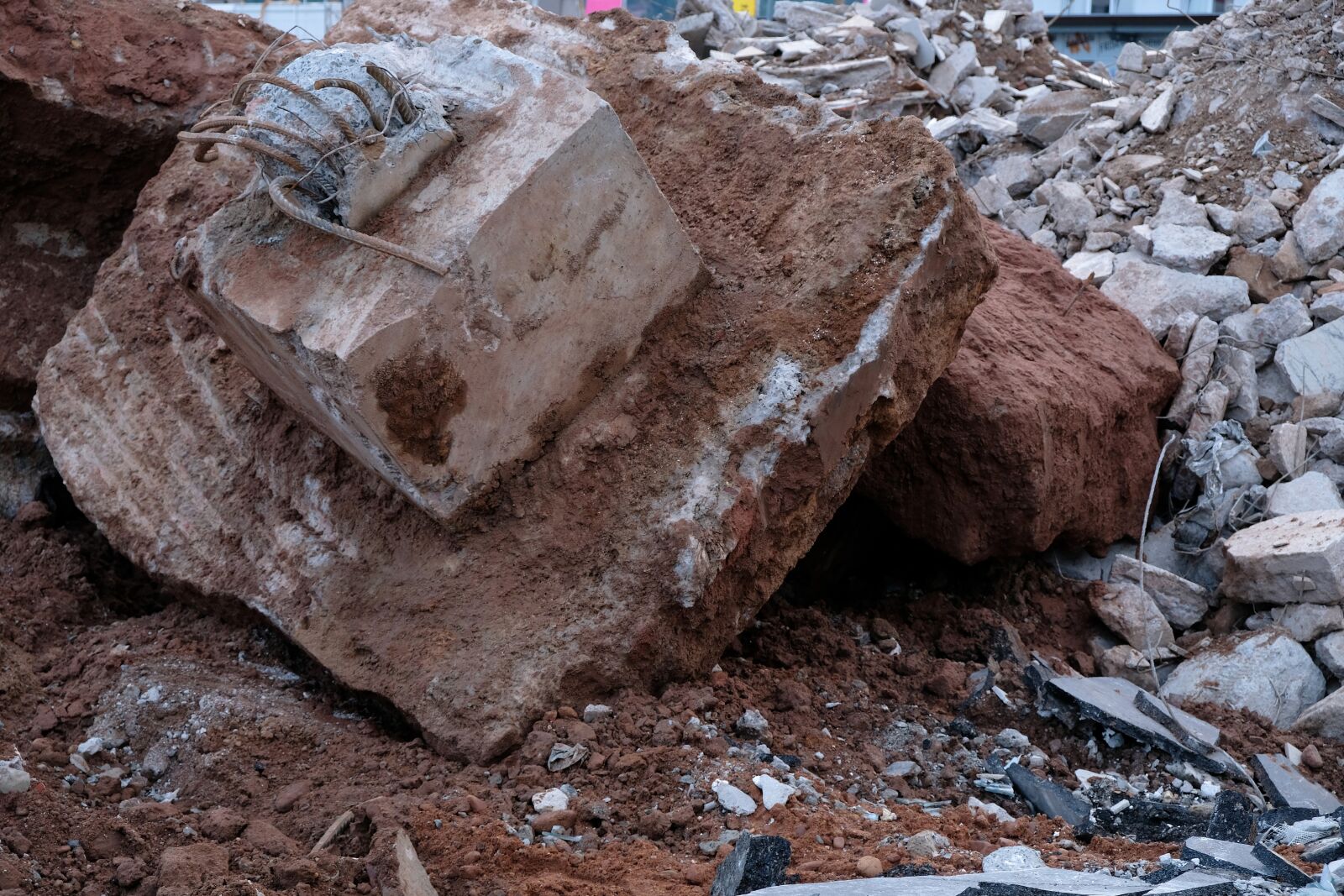 Fujifilm XF 18-55mm F2.8-4 R LM OIS sample photo. Construction, building rubble, debris photography