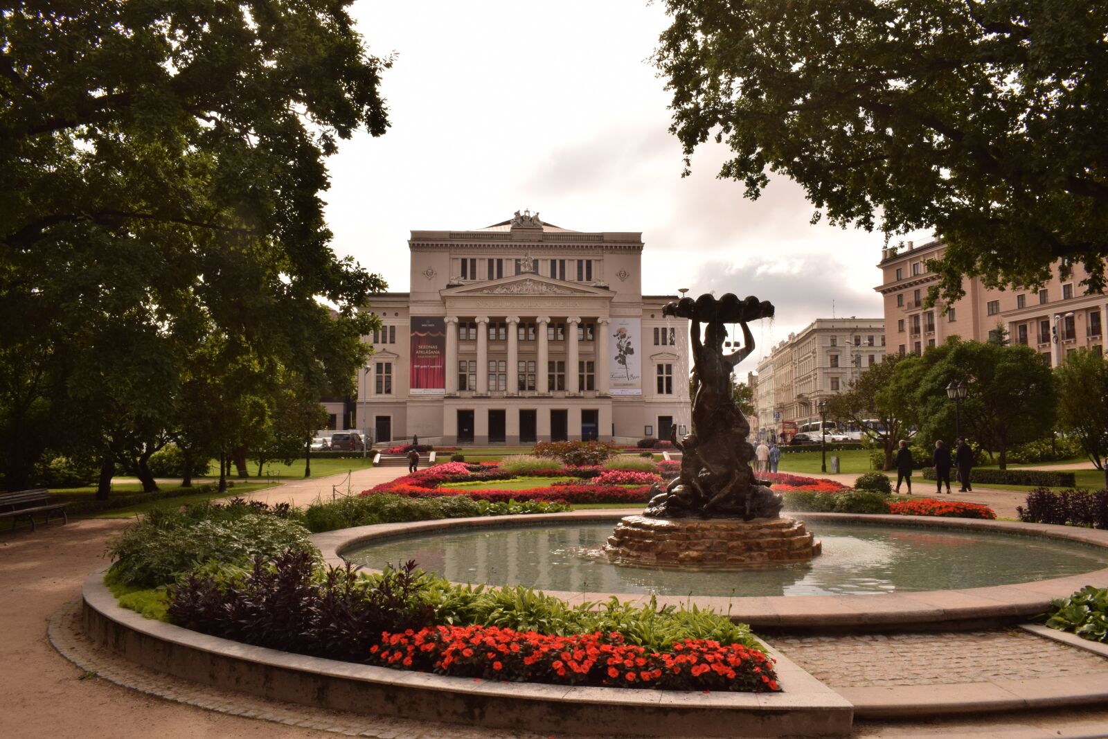 Nikon D3300 sample photo. Opera, park, architecture photography