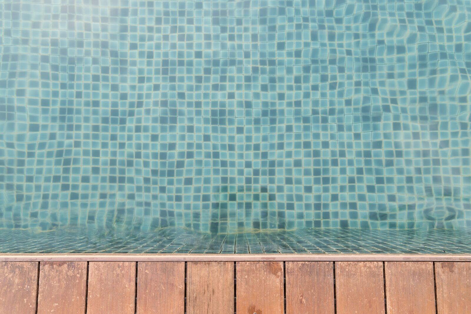 Sigma 24-35mm F2 DG HSM Art sample photo. Desktop, pattern, abstract photography