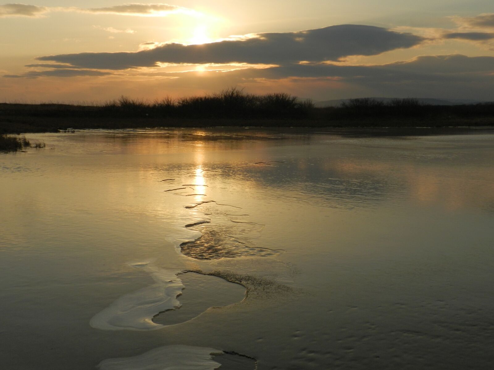 Nikon Coolpix P500 sample photo. Lake, sunset, reflection photography
