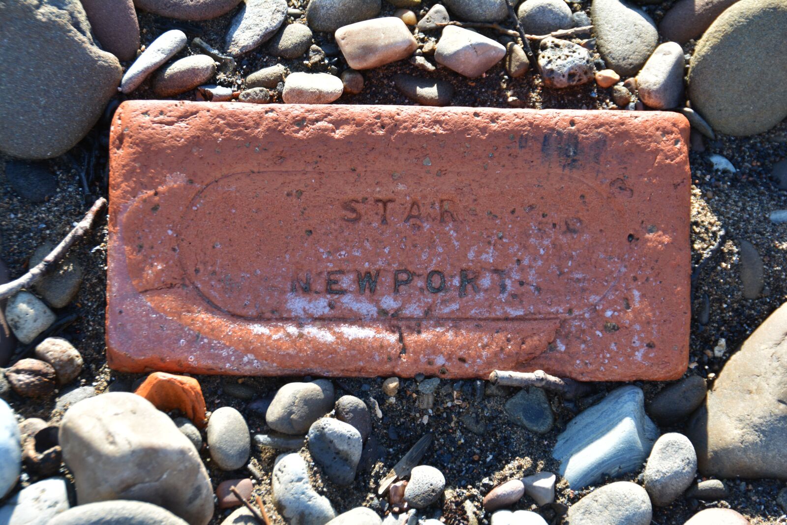 Nikon D5200 sample photo. Brick, worn, wall photography