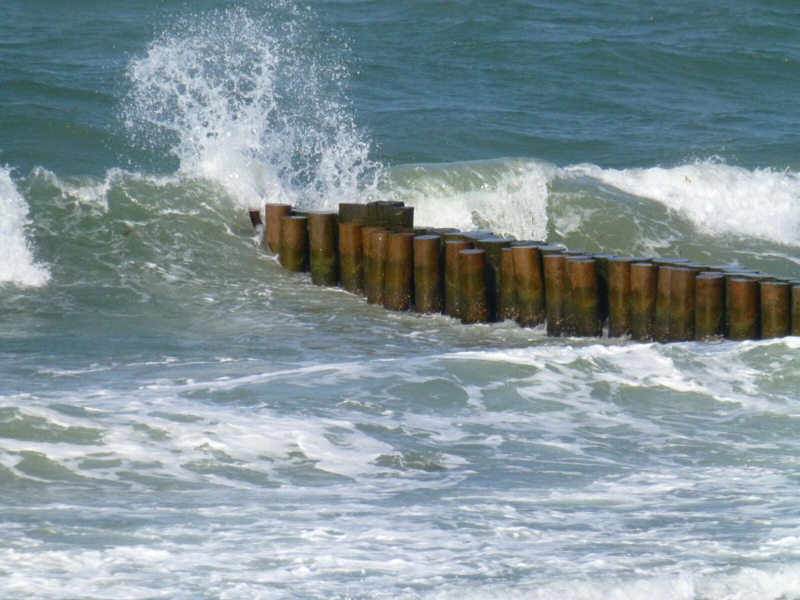 Panasonic DMC-TZ31 sample photo. Baltic sea, sea, water photography