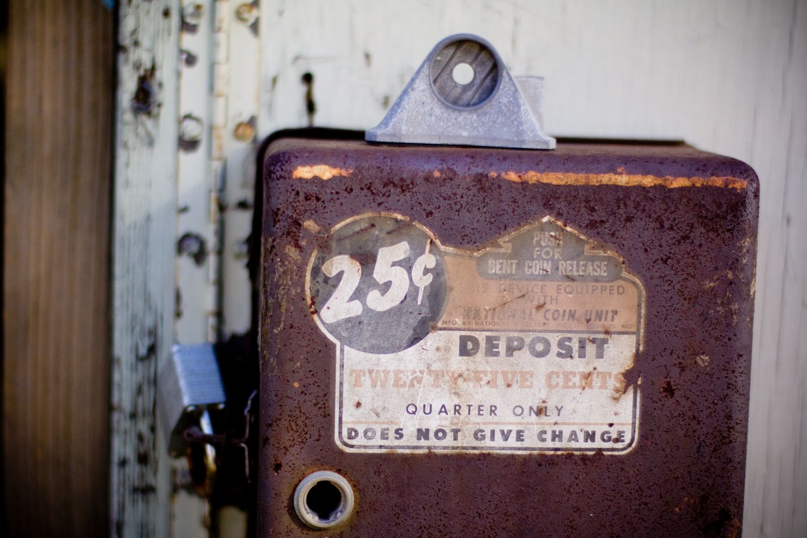 Canon EOS 50D sample photo. Vintage, coin, deposit photography