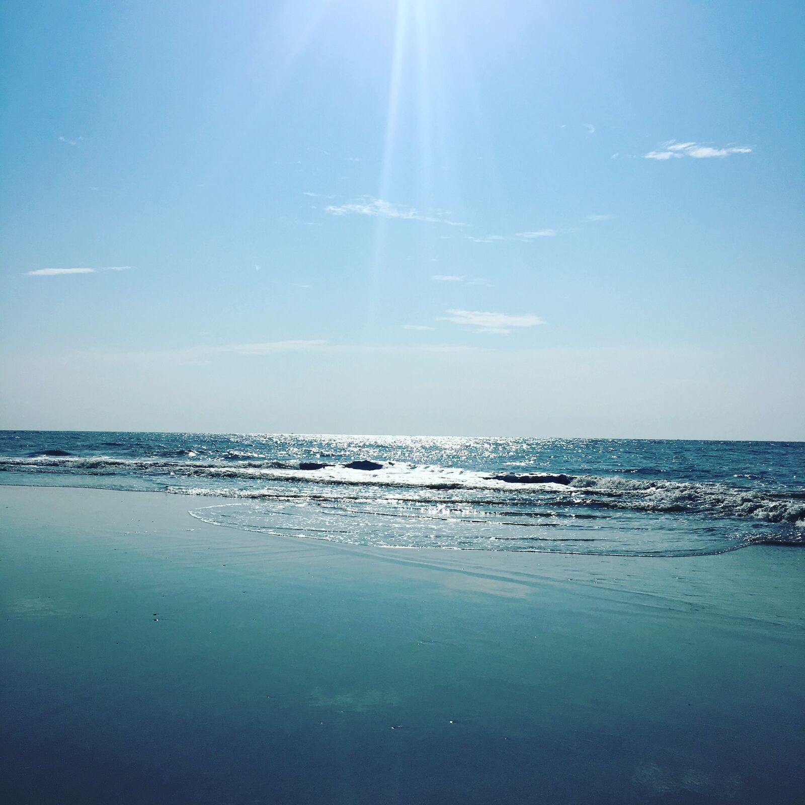 Apple iPhone 6s Plus sample photo. Ocean, beach, sun rays photography