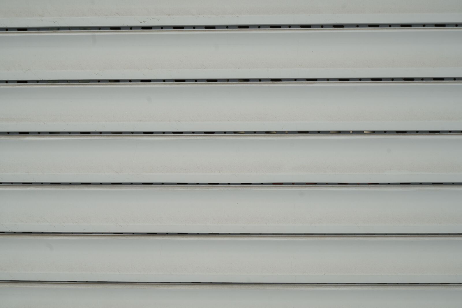 Sony a7R II sample photo. Blinds, metal, plastic photography