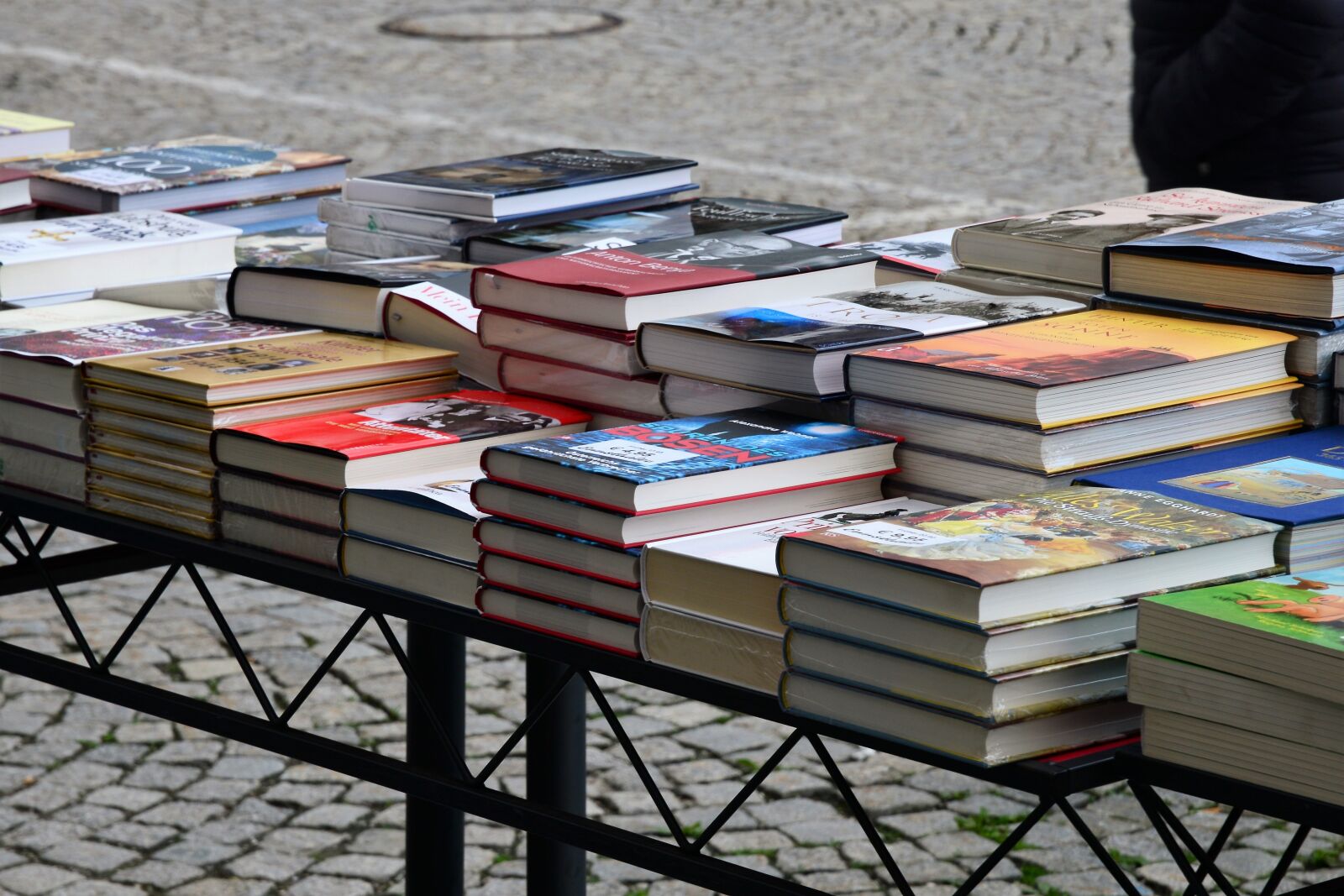 Nikon D800 sample photo. Books, read, book photography