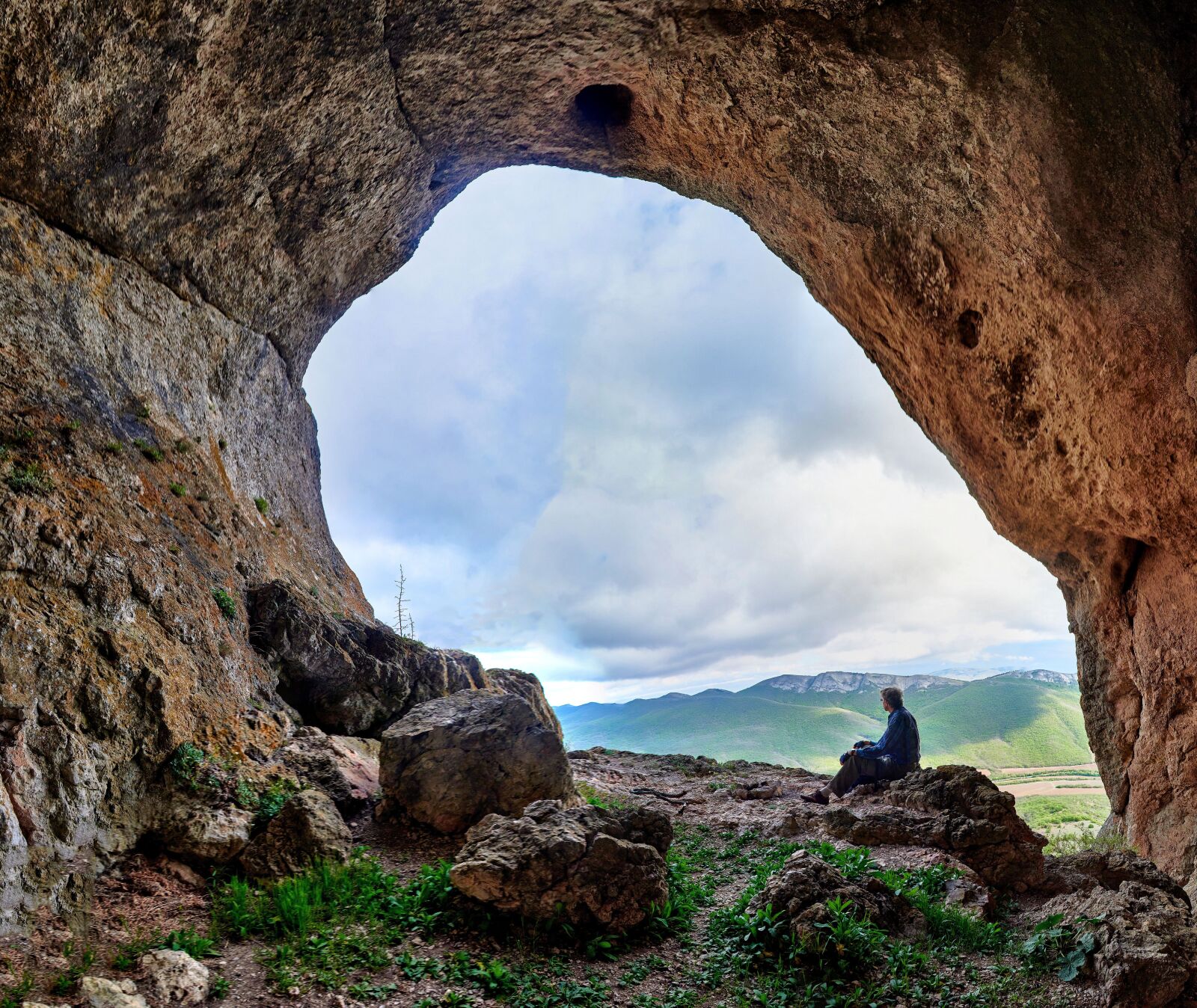 Sigma 24-105mm F4 DG OS HSM Art sample photo. Mountains, cave, the grotto photography