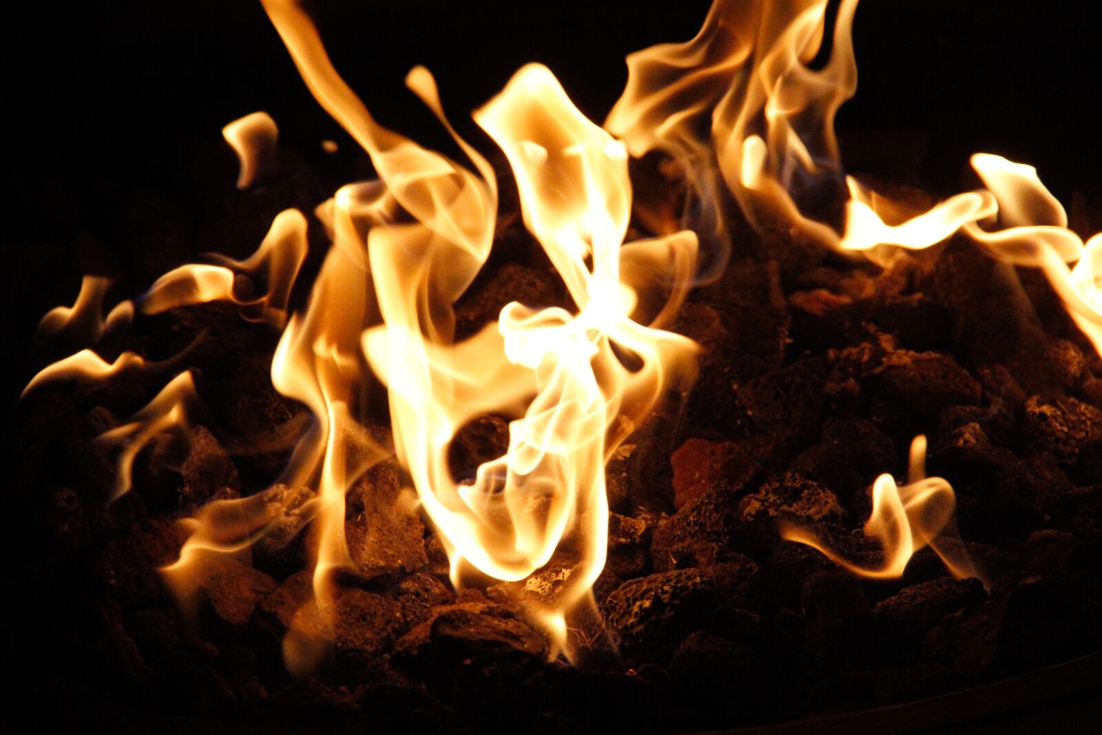 Canon EOS 60D sample photo. Fire, burning, night photography
