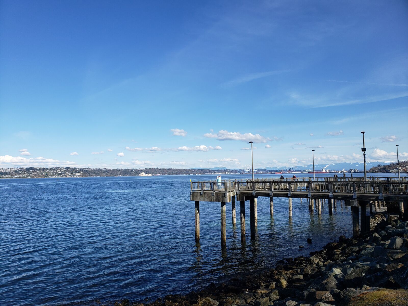 Samsung Galaxy S9 sample photo. Pier, wood, rotted photography