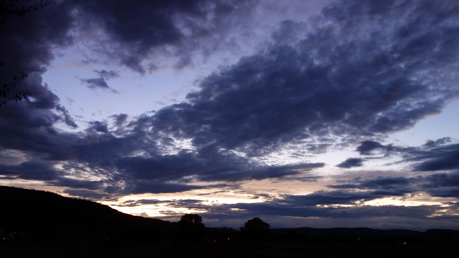 Sony Cyber-shot DSC-RX100 sample photo. Blue, cloudy, germany, sunset photography