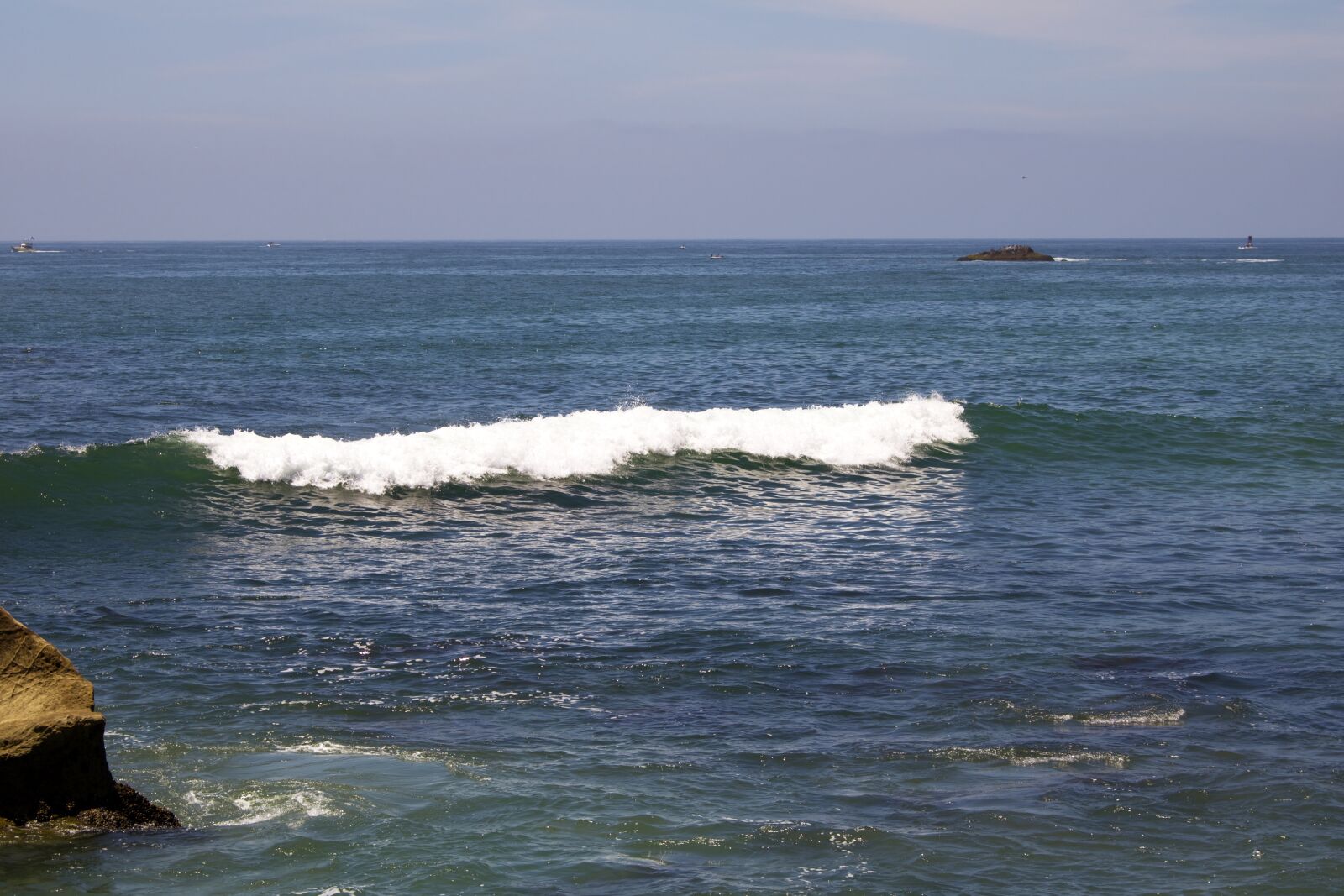 Canon EOS 750D (EOS Rebel T6i / EOS Kiss X8i) sample photo. Water, ocean, wave photography