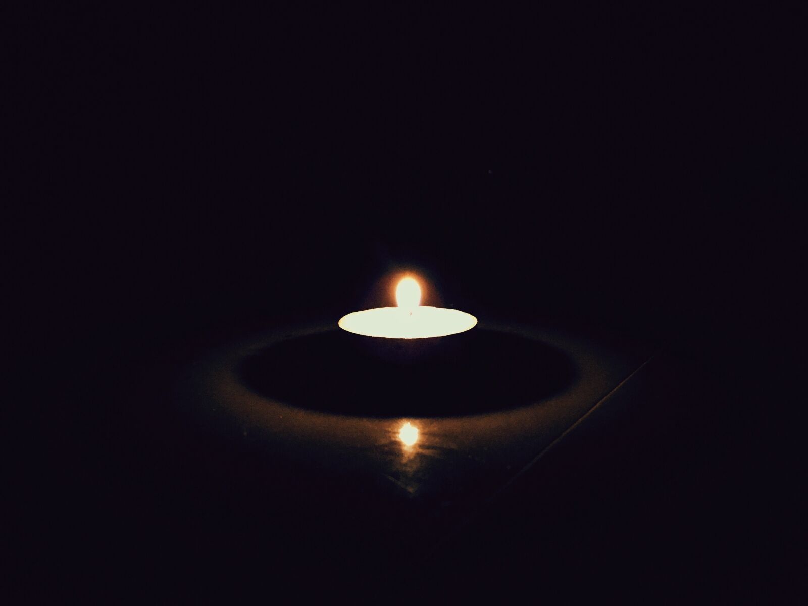 iPhone 6 back camera 4.15mm f/2.2 sample photo. Light, sparkle, lantern photography