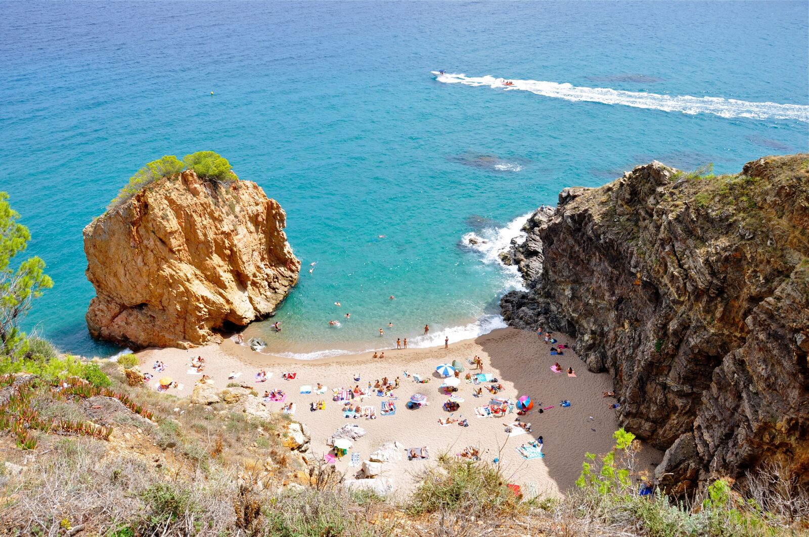 Nikon D90 sample photo. View, sea, beach photography
