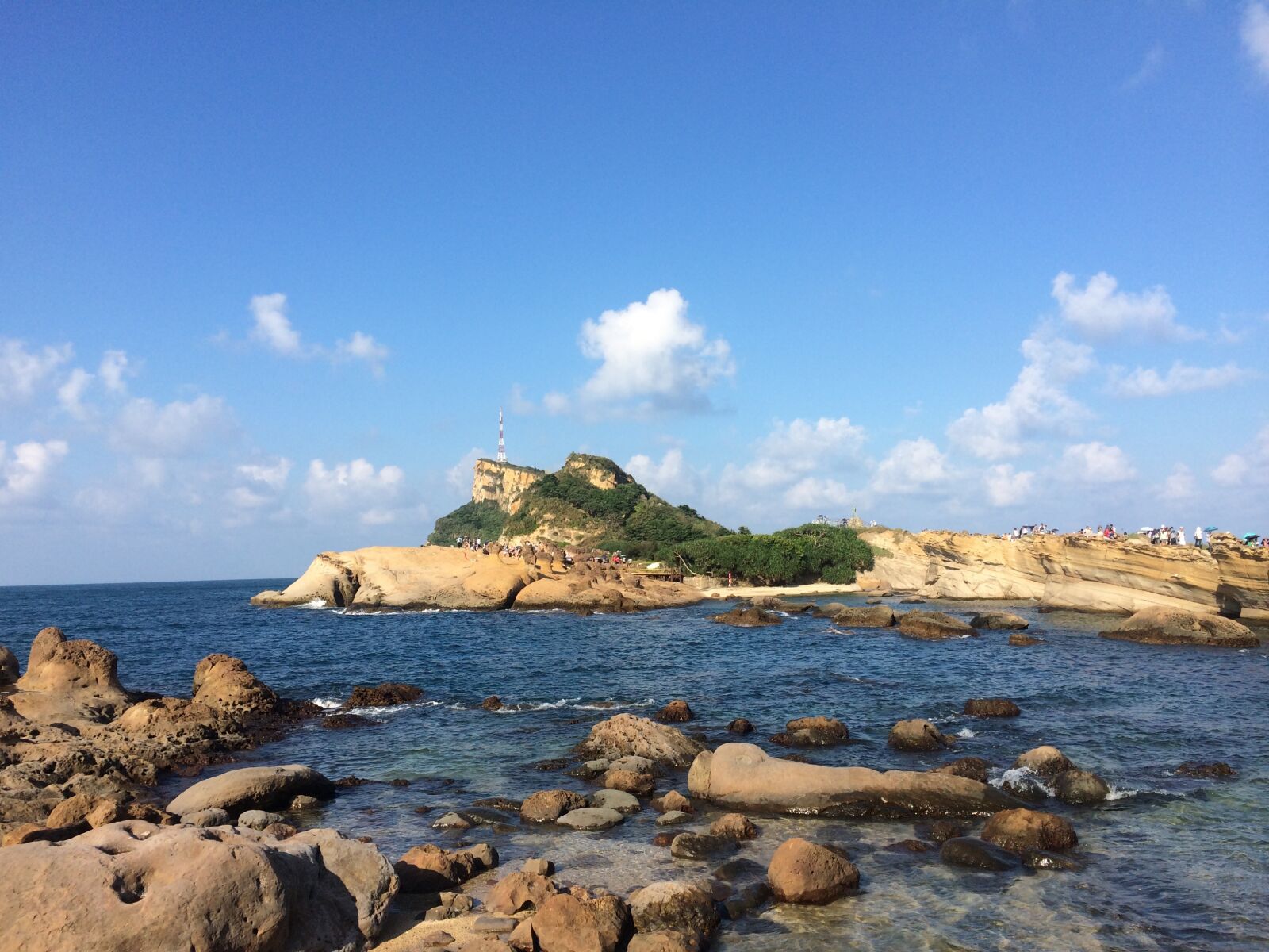 iPhone 5s back camera 4.15mm f/2.2 sample photo. Taiwan, for example liu photography